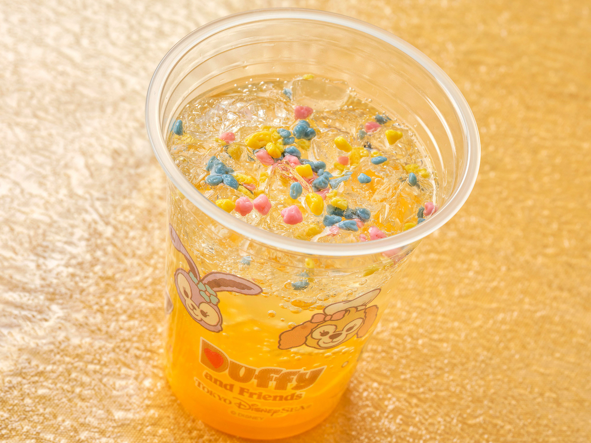 スパークリングドリンク オレンジ＆ライチー（700円）