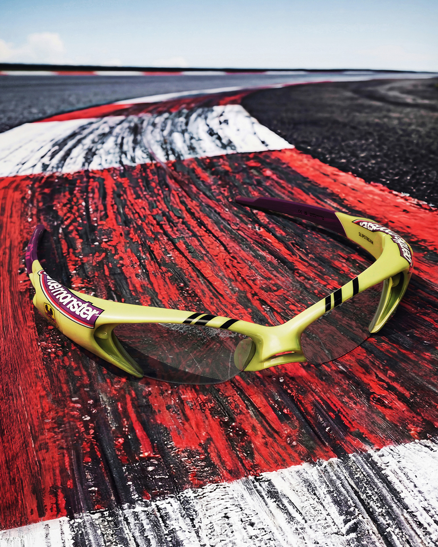 アイウェアブランド・GENTLE MONSTERと「2026 CIRCUIT Collection」を発売