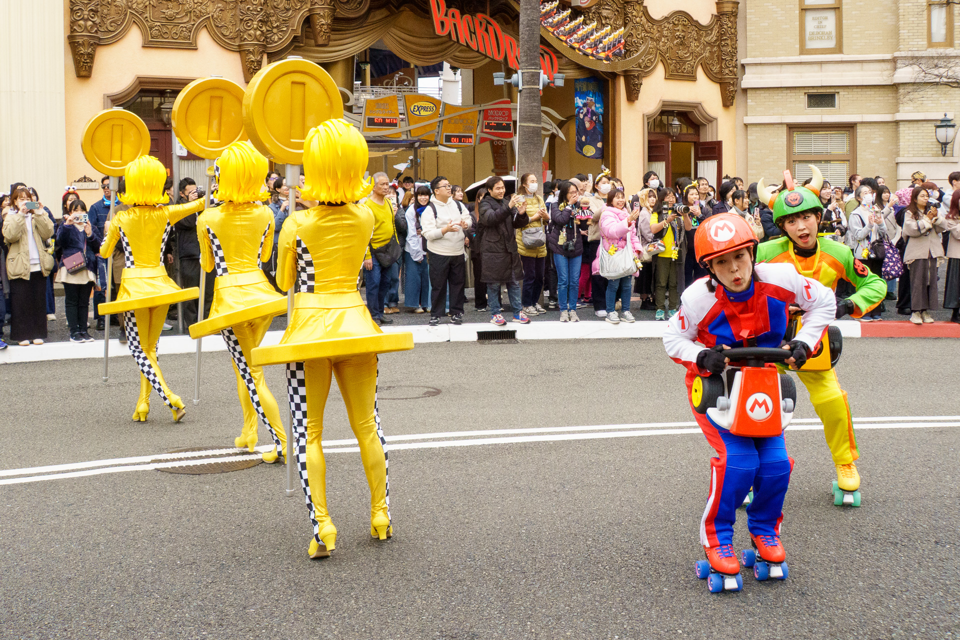 マリオカートはレインボーロードを再現