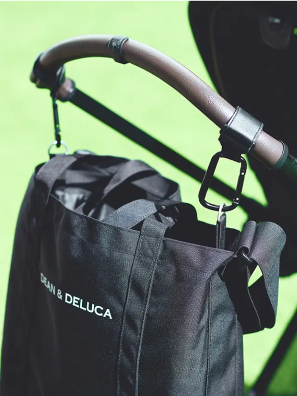 ベビーカーに取り付け可能