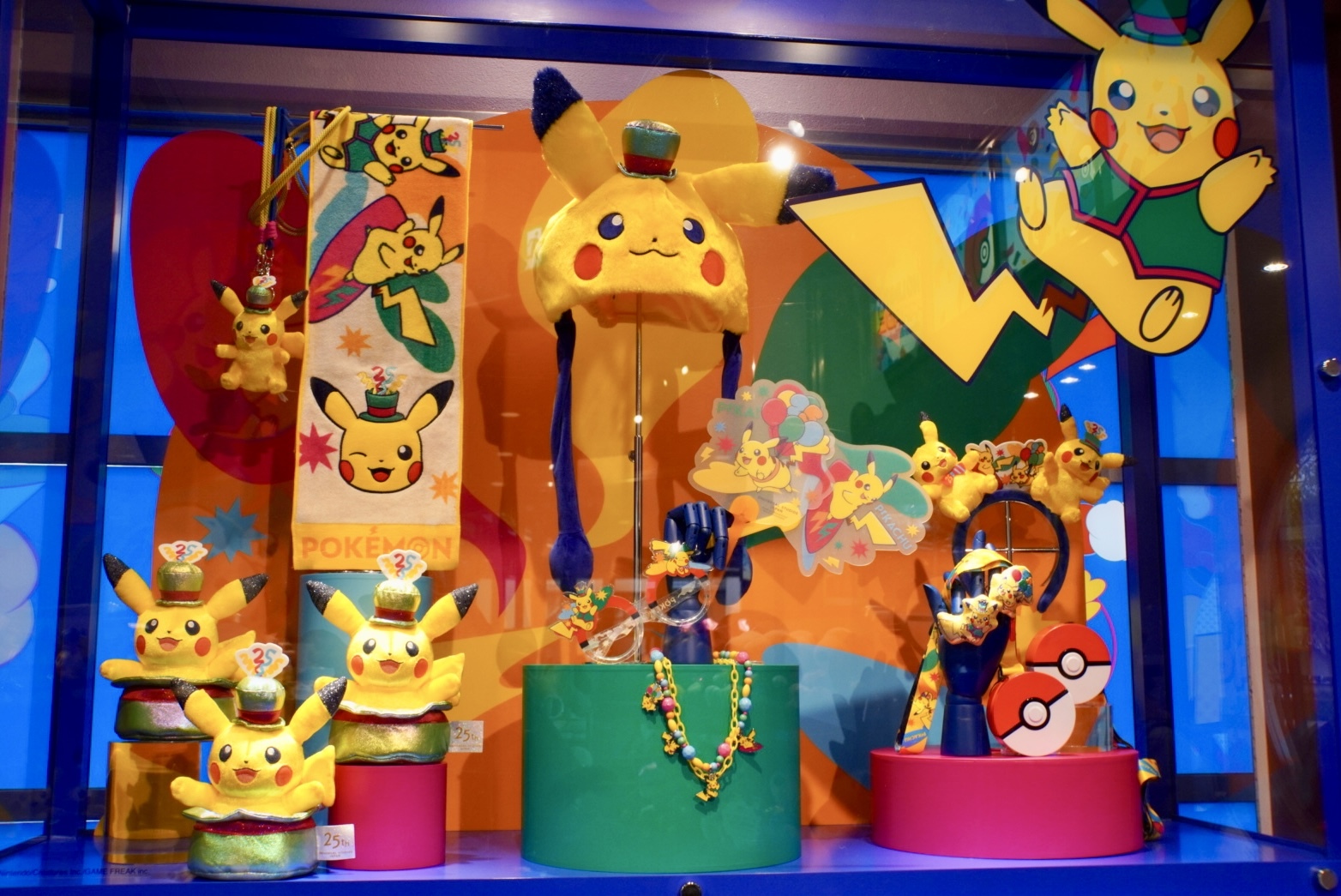 スペース・ファンタジー・ステーションで販売しているポケモン新グッズを撮り下ろしで紹介