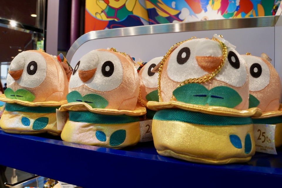 USJ×ポケモン新グッズを撮り下ろしで紹介。ピカチュウの耳が動く帽子