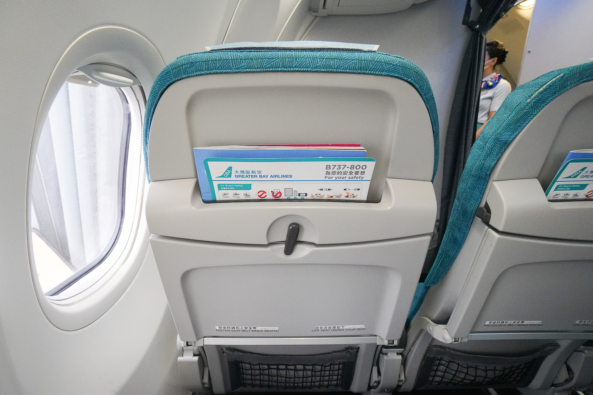 個人用モニターはなし