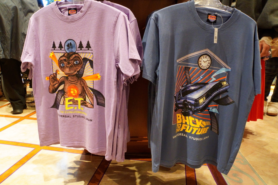 USJ 限定　ET Tシャツ　Lサイズ　25周年 USJ 25周年「E.T.」「BTTF」懐かしの作品が帰ってきた！ 記念グッズに