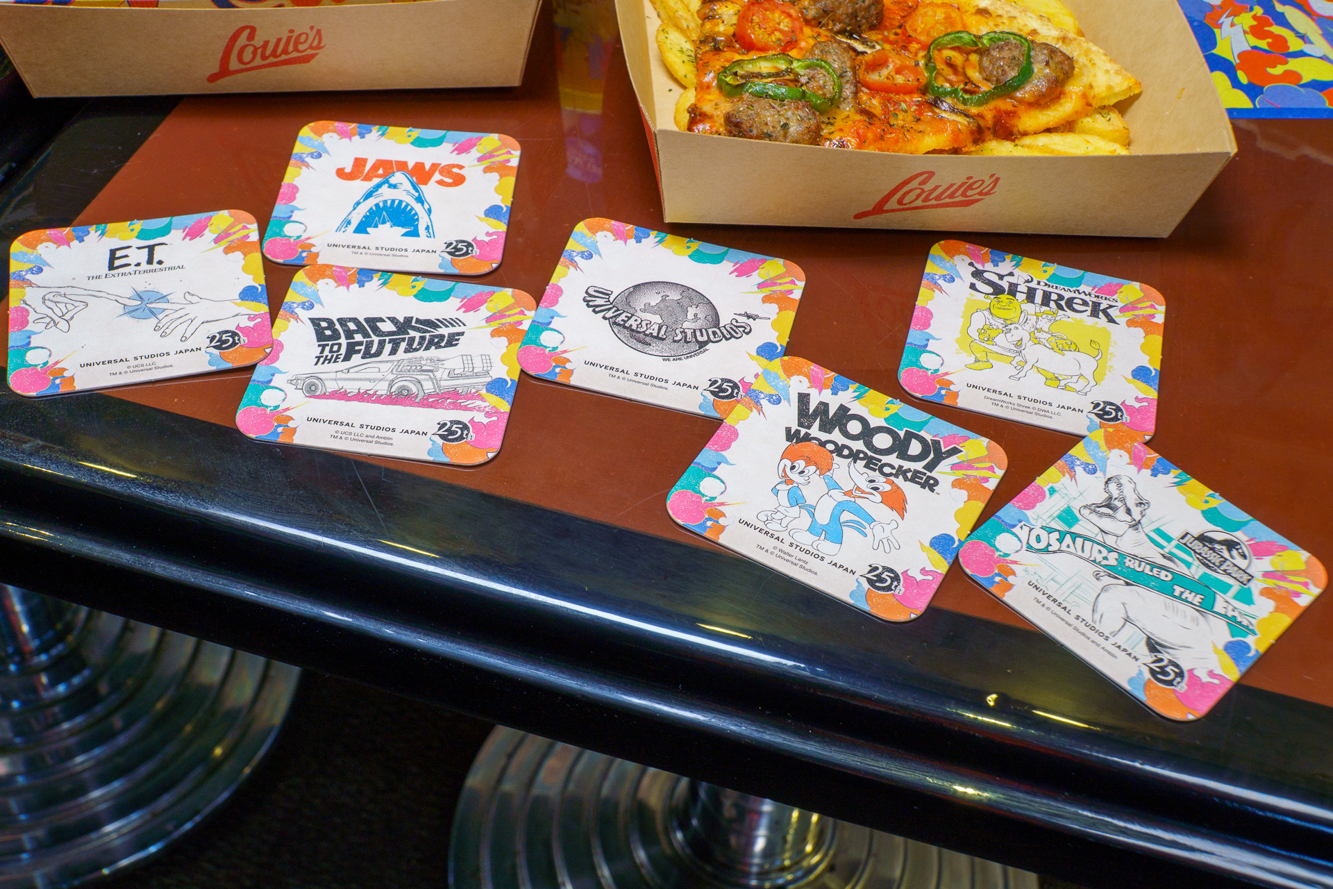 コースターのデザインは全7種類