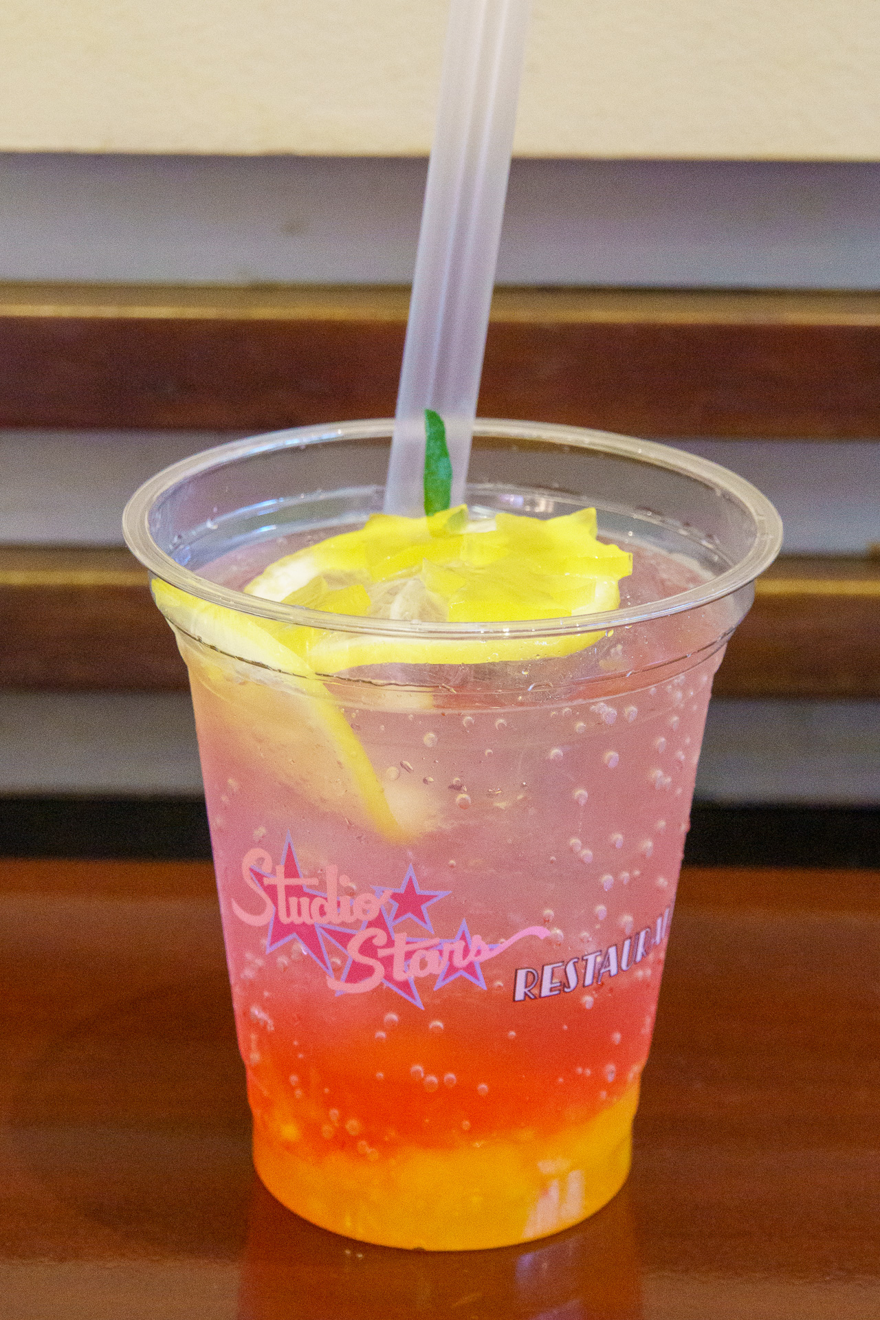 スタジオ・スターズ・レモネード（650円）