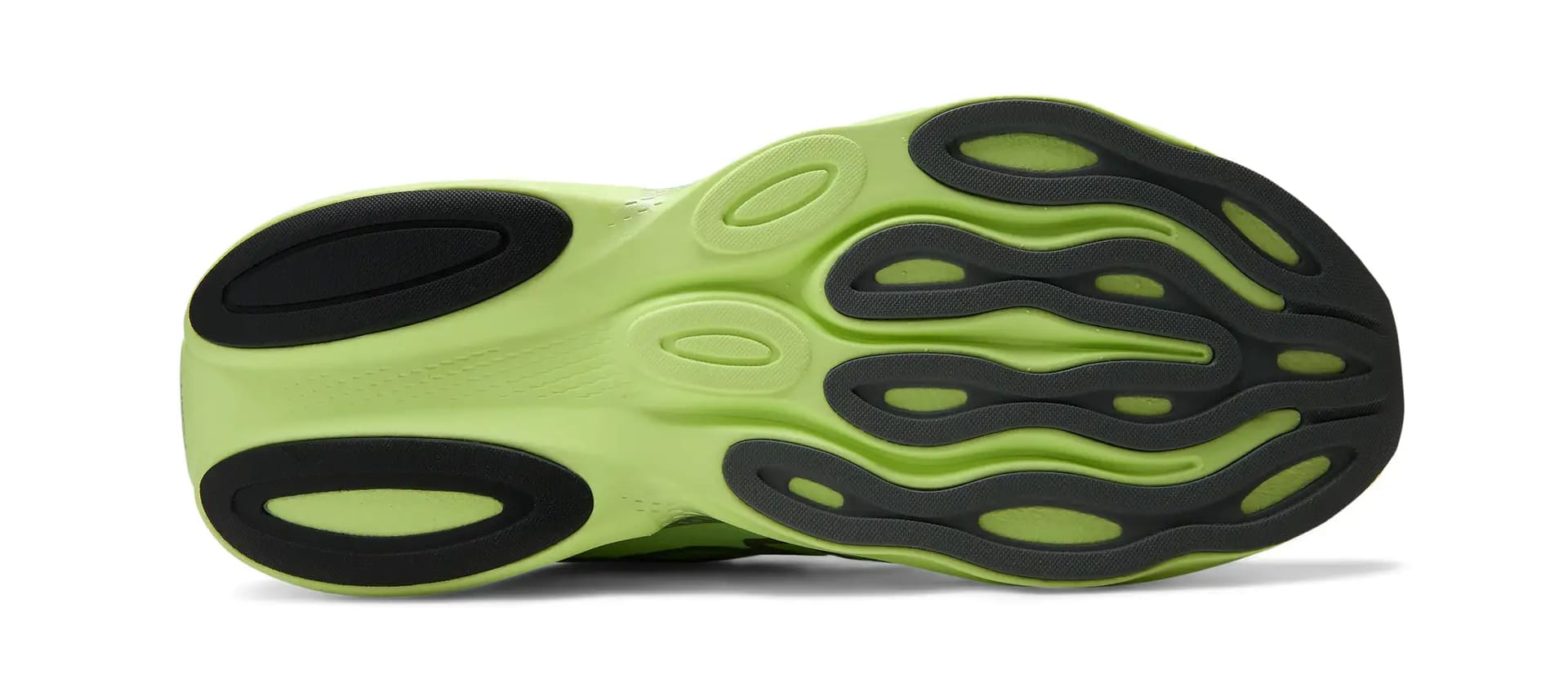 ニューバランスRun Hub 代々木公園限定カラー（SILVER/LIME）