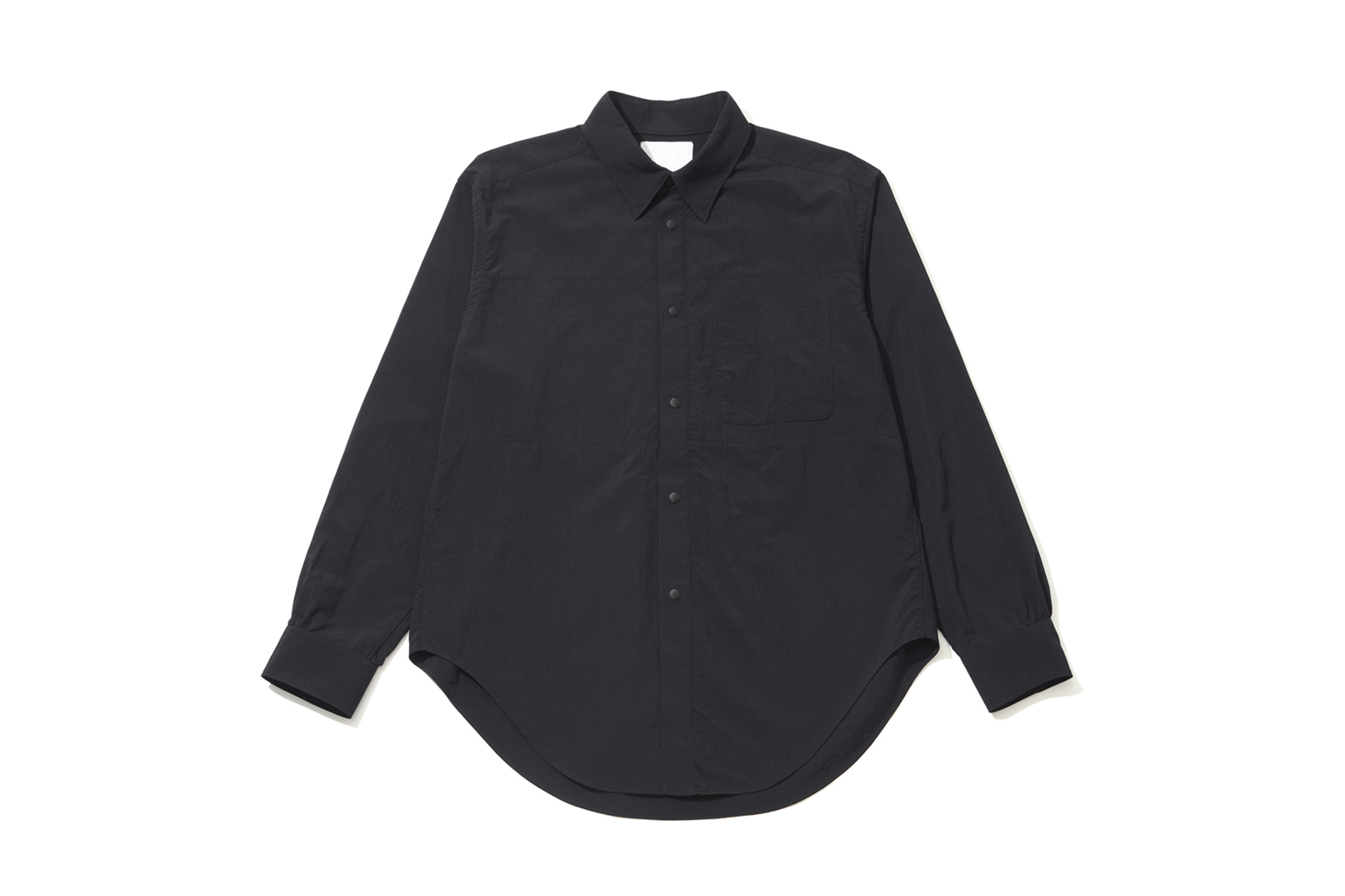 エッセンシャルシャツ レギュラー XS/S/M/L/XL（2万6400円）