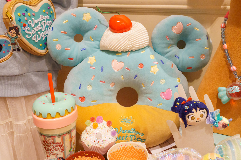 ディズニー「ヴァネロペ」3～4月新発売グッズ展示を見てきた