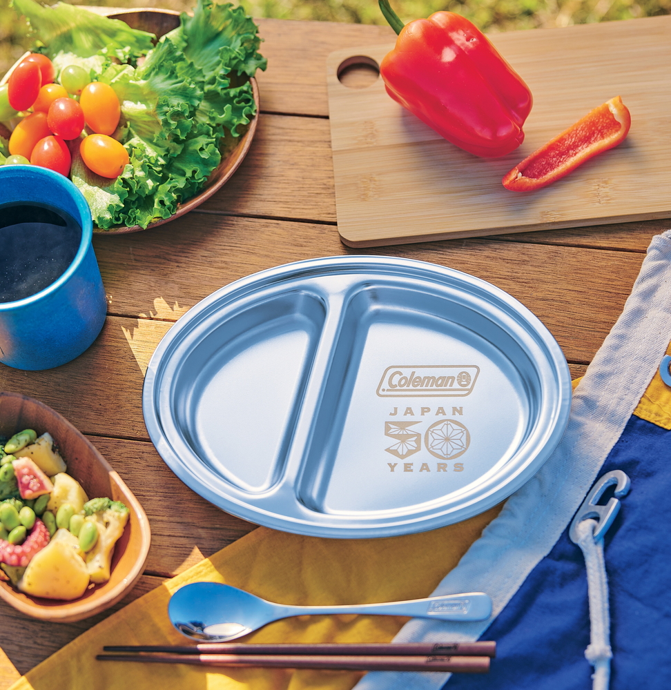 BE-PAL 2026年4月号の付録はコールマン特製“キャンプ”カレー皿