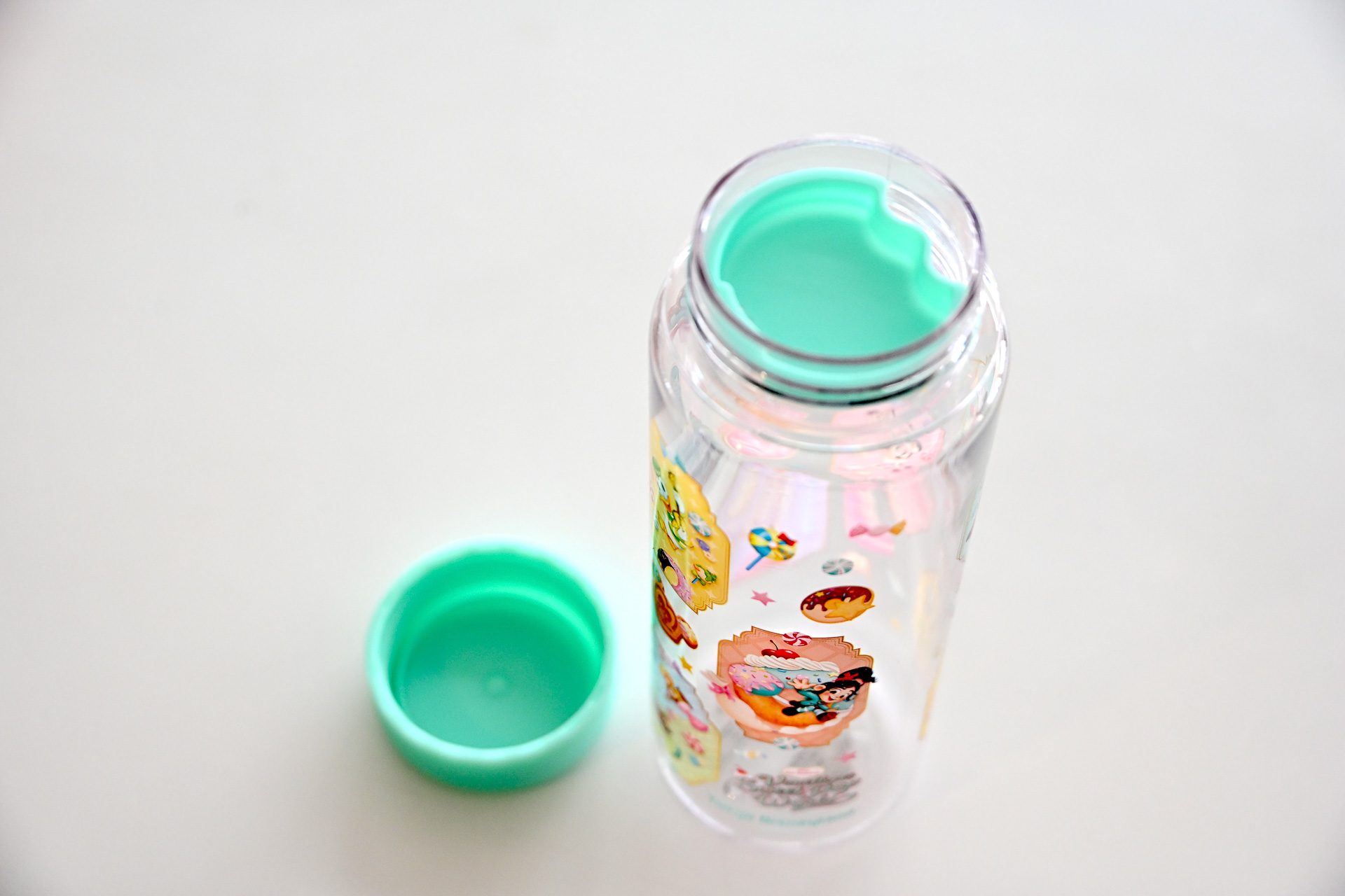 飲み口パーツは取り外し可能で、氷もしっかり入る