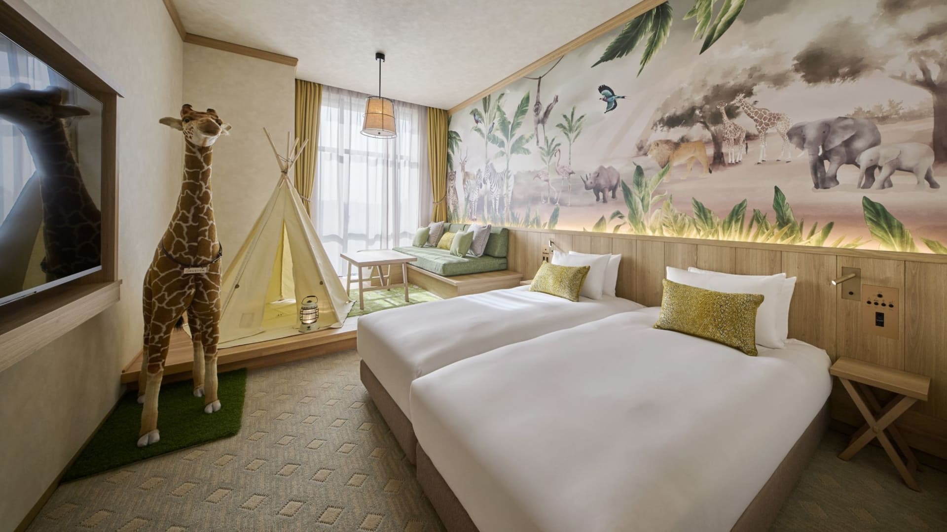 コンセプトルーム「サファリ」（写真はスーペリアツイン）