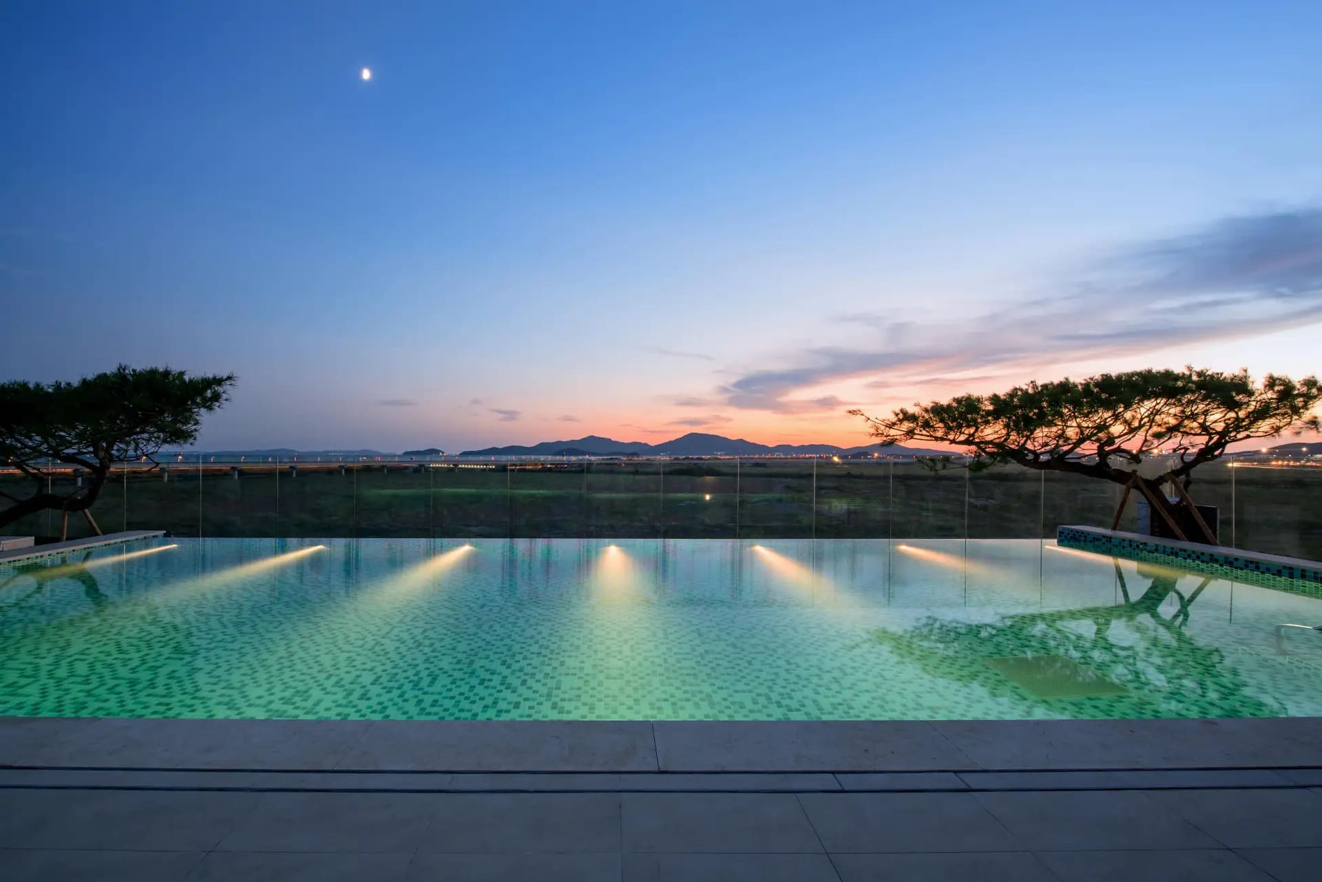 「パラダイスシティ」の主な施設