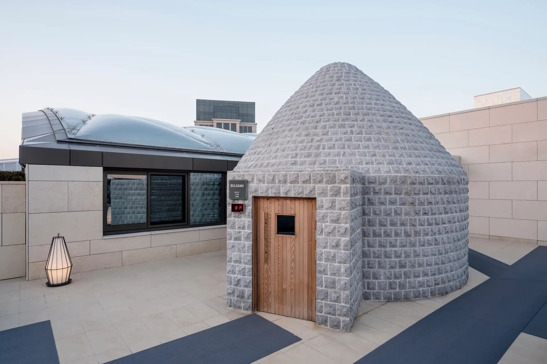 「パラダイスシティ」の主な施設