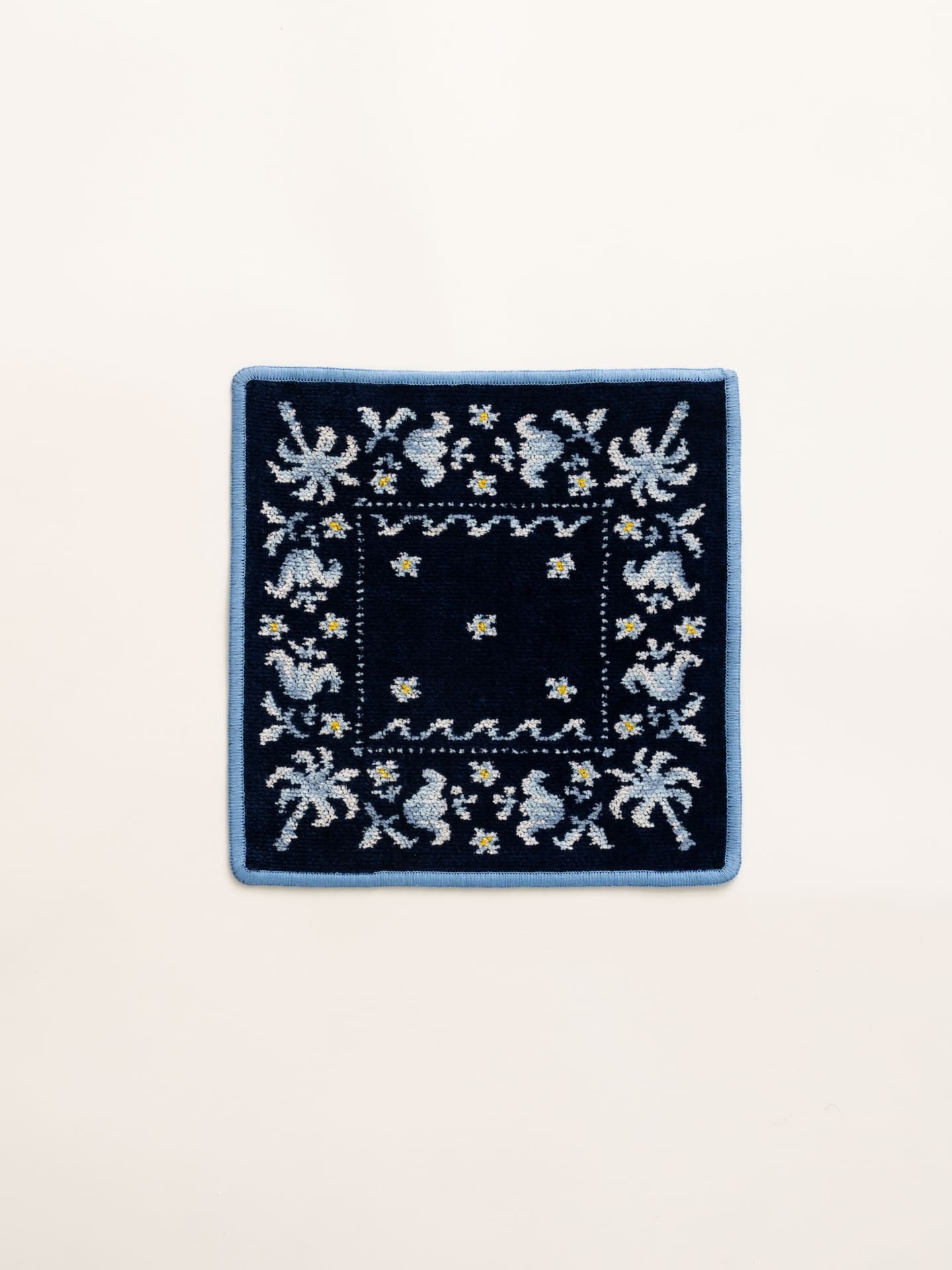 ロンハーマン大阪店限定のブルー（3月20日発売）