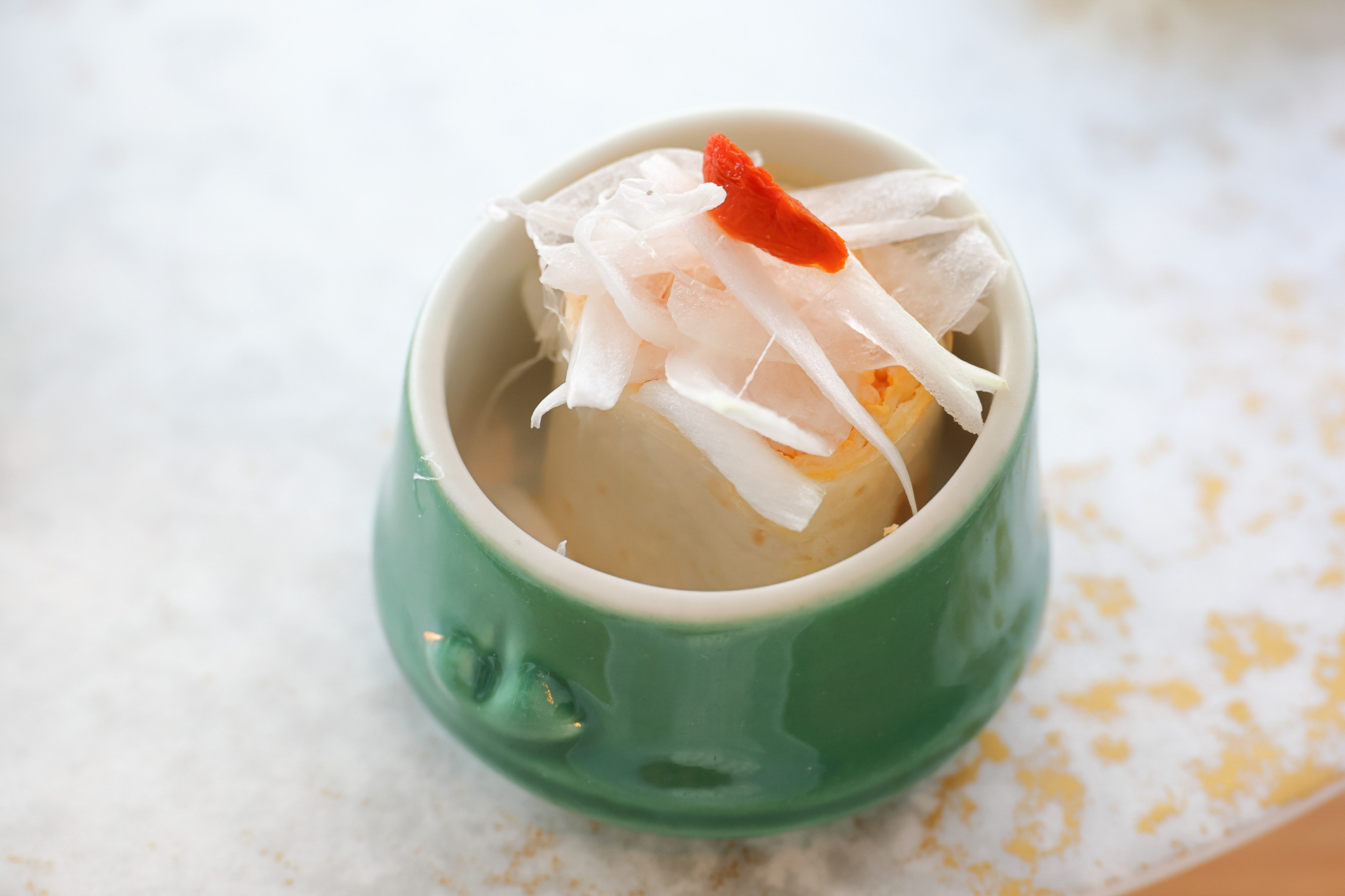 セイボリー（チキンと新玉葱のトルティーヤ）