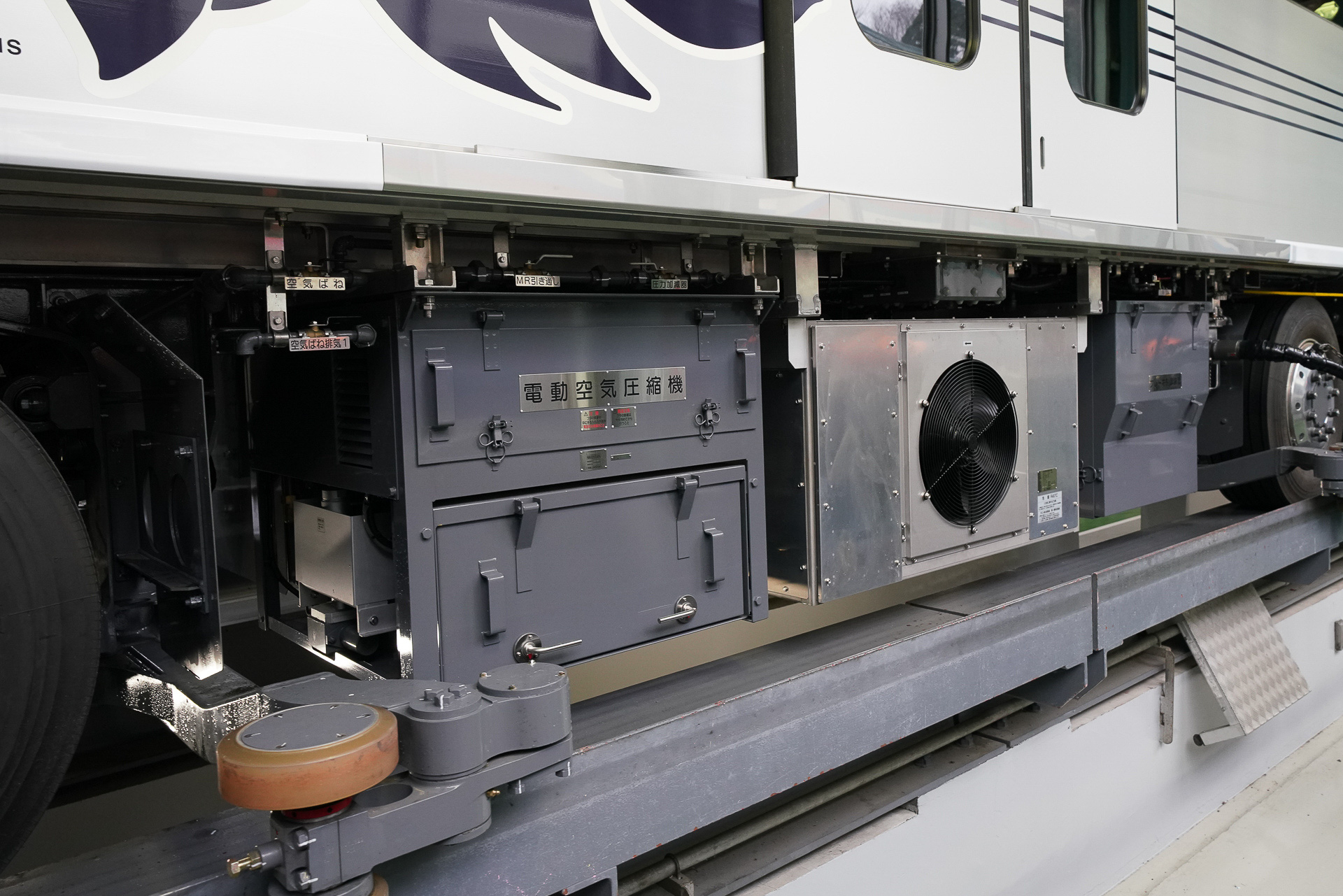 コンプレッサー