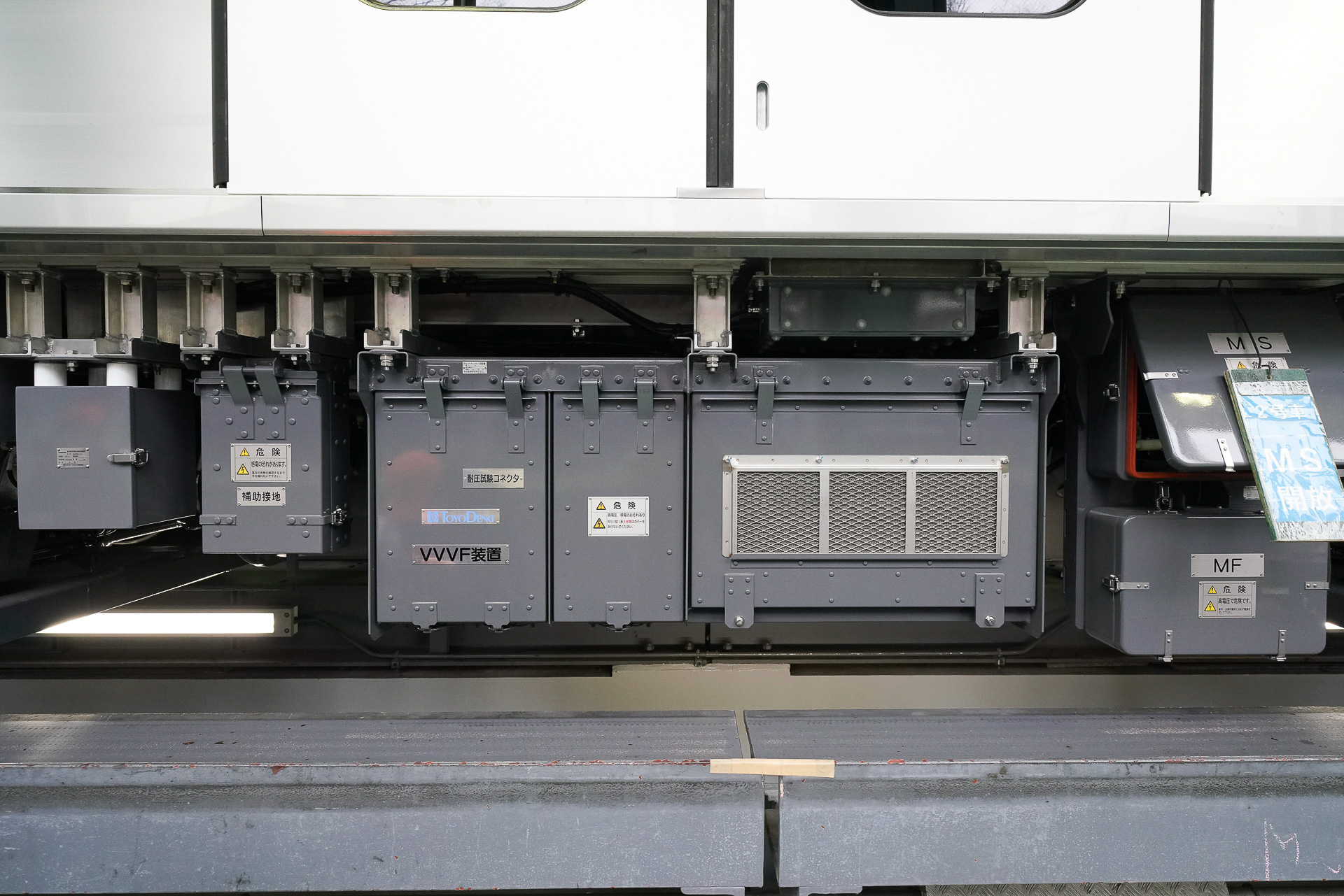 主回路システムの最新VVVF装置など