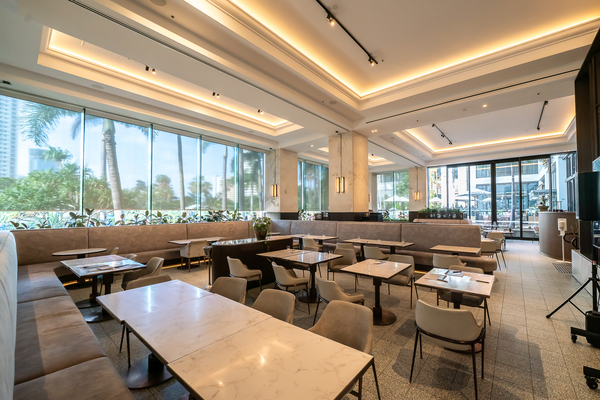 朝食ビュッフェと地元オーストラリア料理が楽しめる「Citrique」