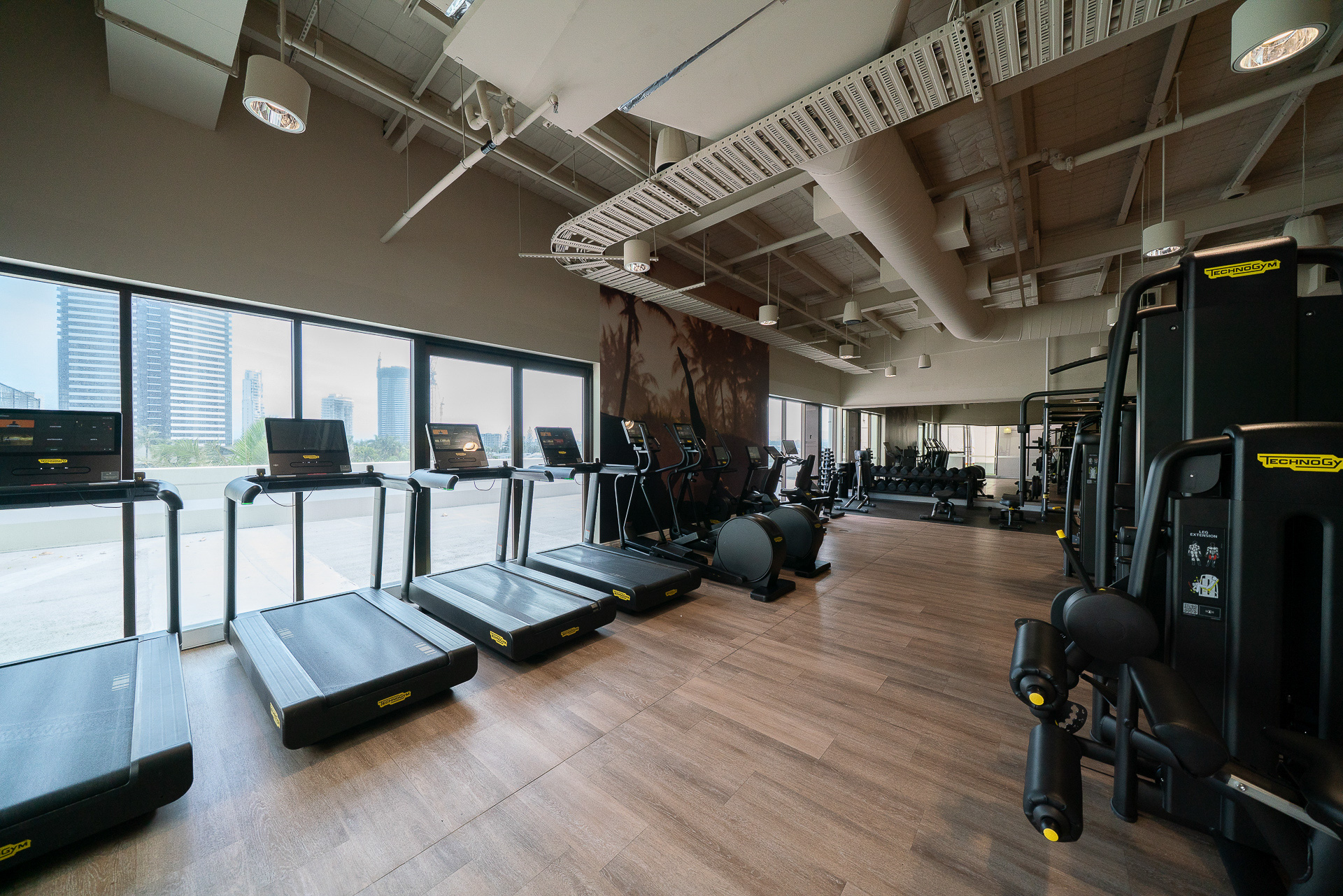 フィットネスジムも用意されている