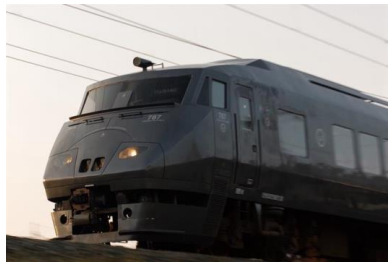 JR九州が博多駅で停車中の特急で夜間滞在イベント