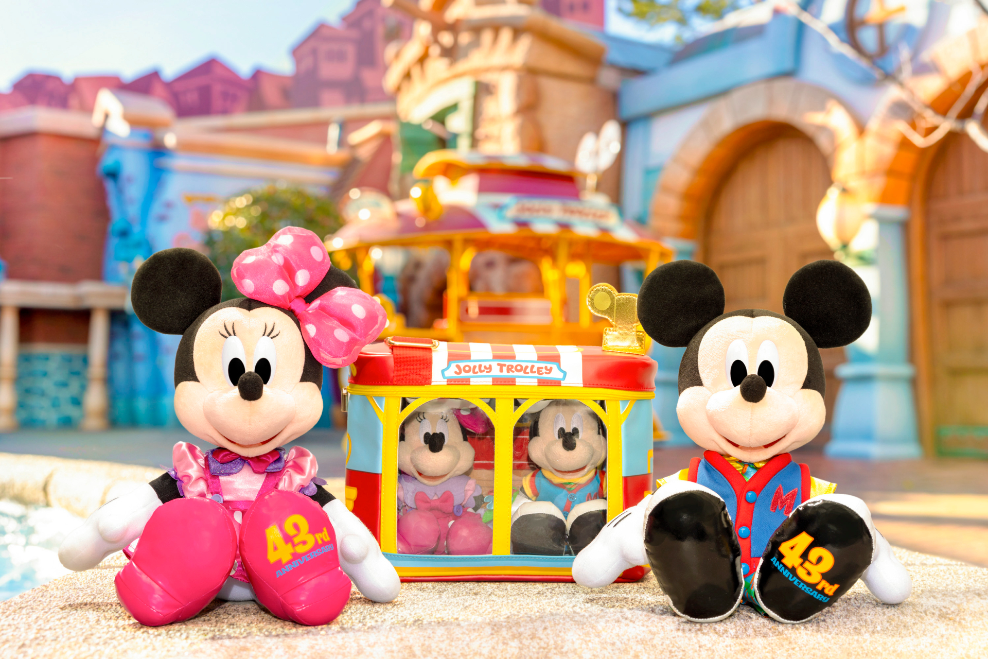 東京ディズニーランド開園43周年を記念した「トゥーンタウン」グッズが登場