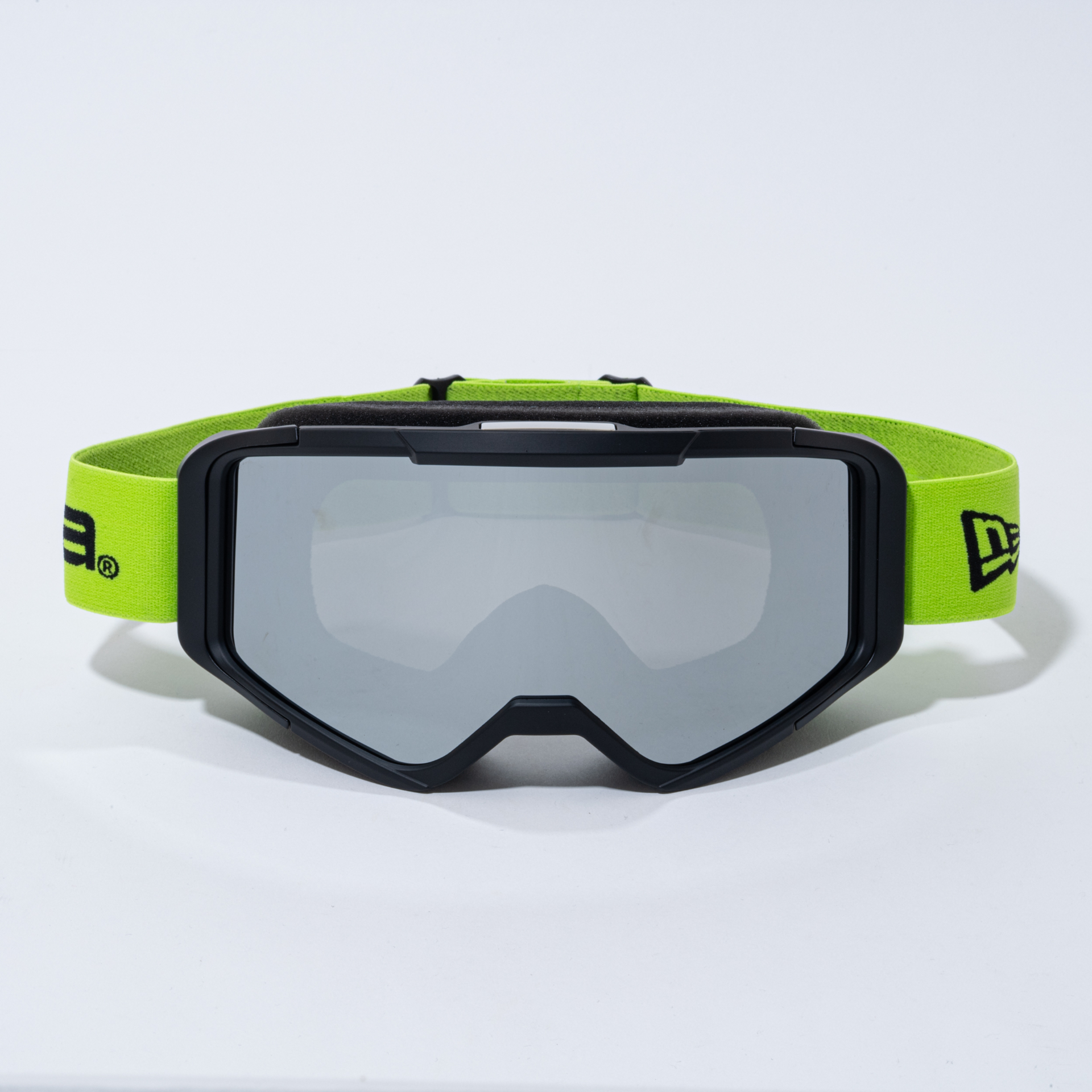 WBCシャンパンファイトのニューエラ製「非売品ゴーグル」が抽選で当たるキャンペーン実施