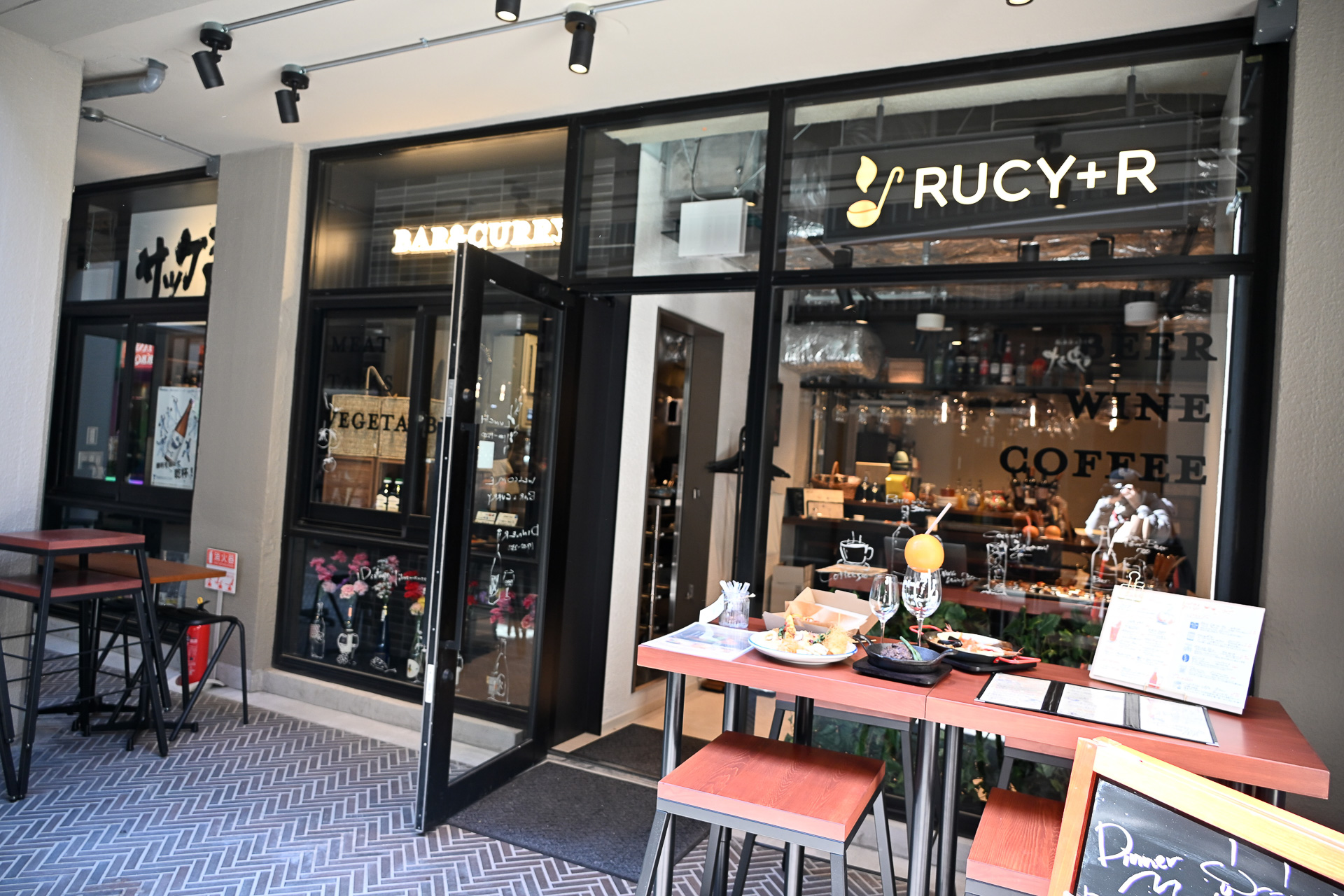 「RUCY＋R」は、スペイン・サンセバスチャンをイメージしたバルだ