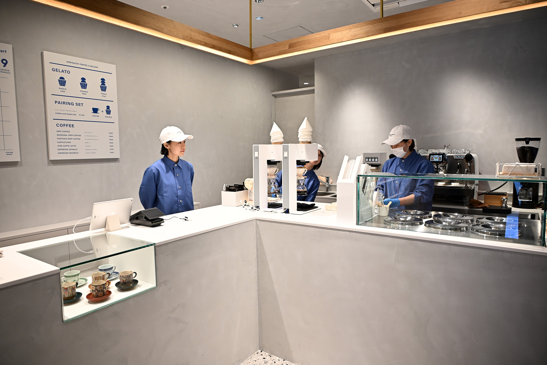 「HORIGUCHI COFFEE＆GELATO」ではコーヒーとアイスのマリアージュが楽しめる