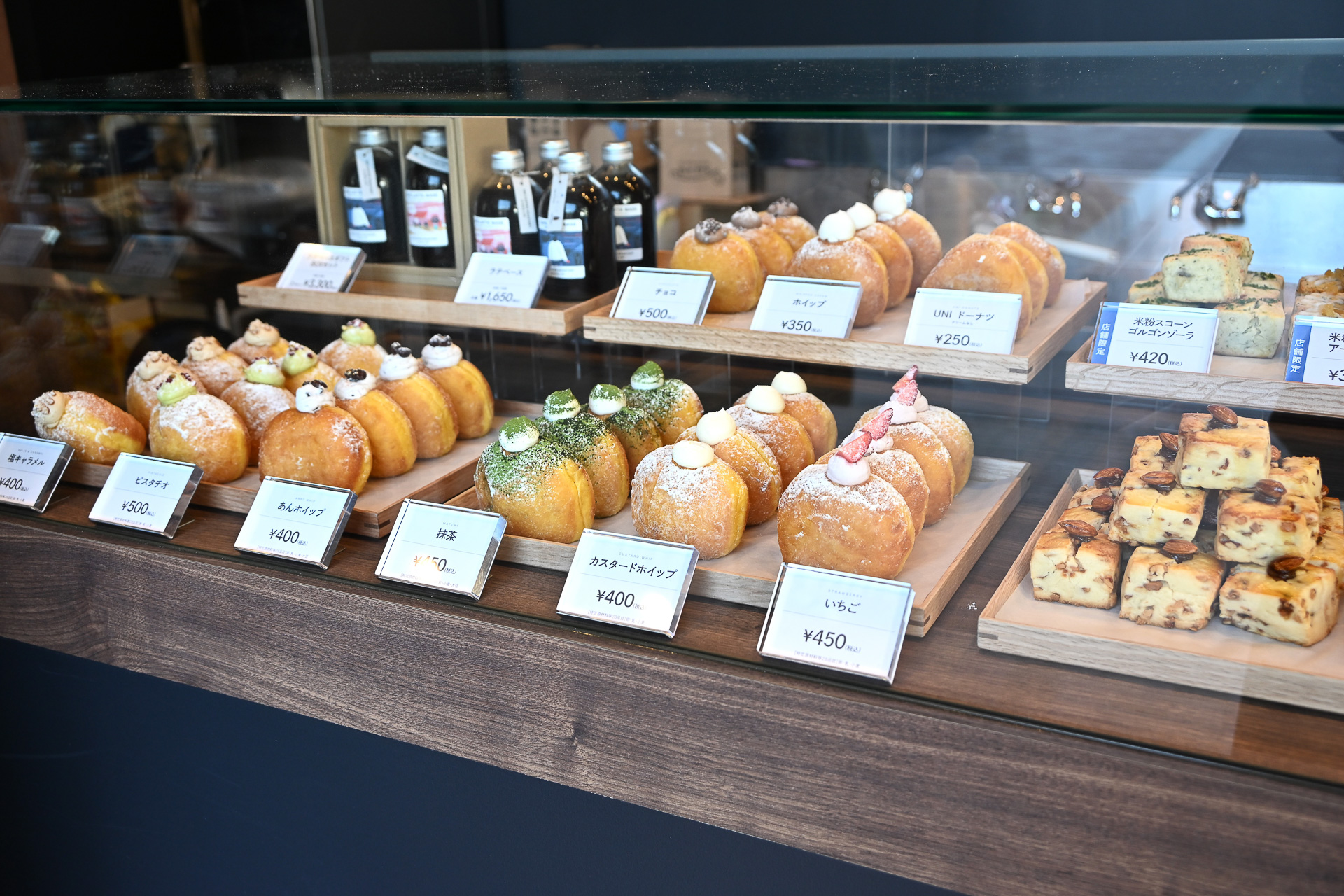 店舗限定の米粉スコーンはマスト！