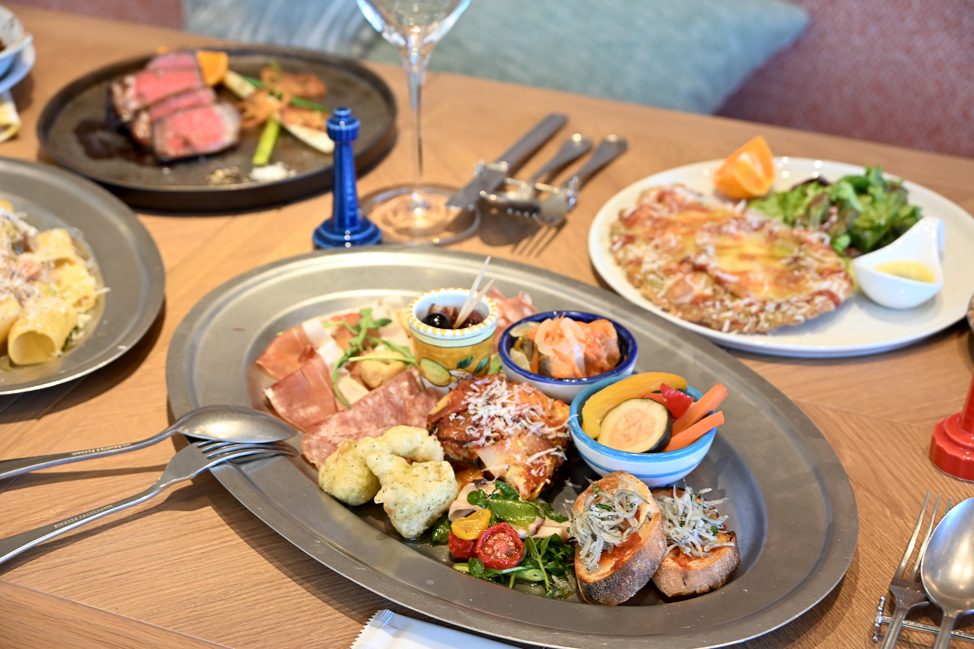 「The TRATTORIA SALVATORE CAFE」は大人数でワイワイと利用したい