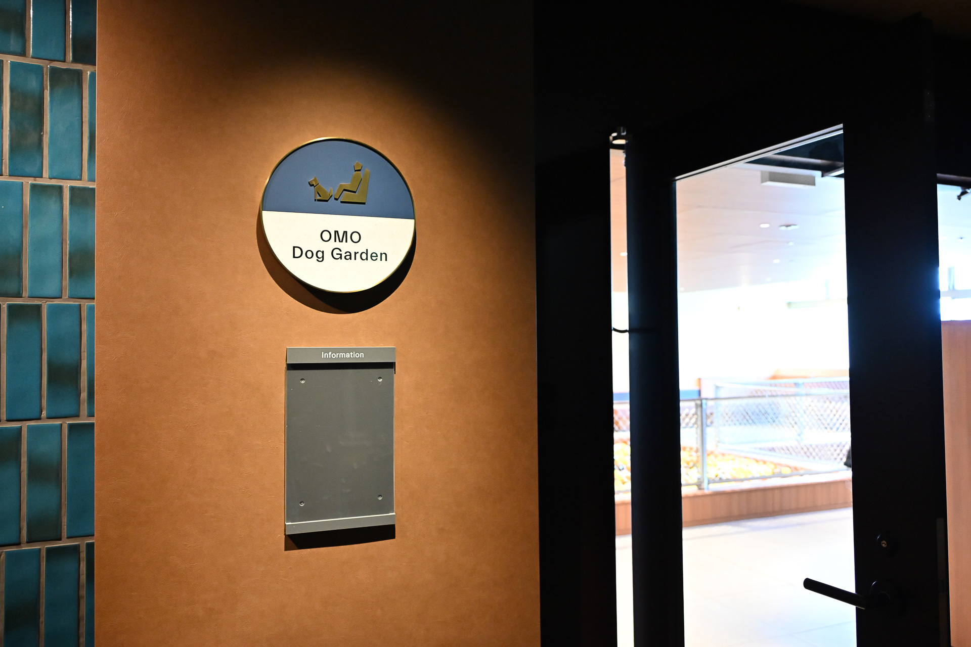 「ドッグフレンドリースイート」は大型犬2匹まで一緒に宿泊可能