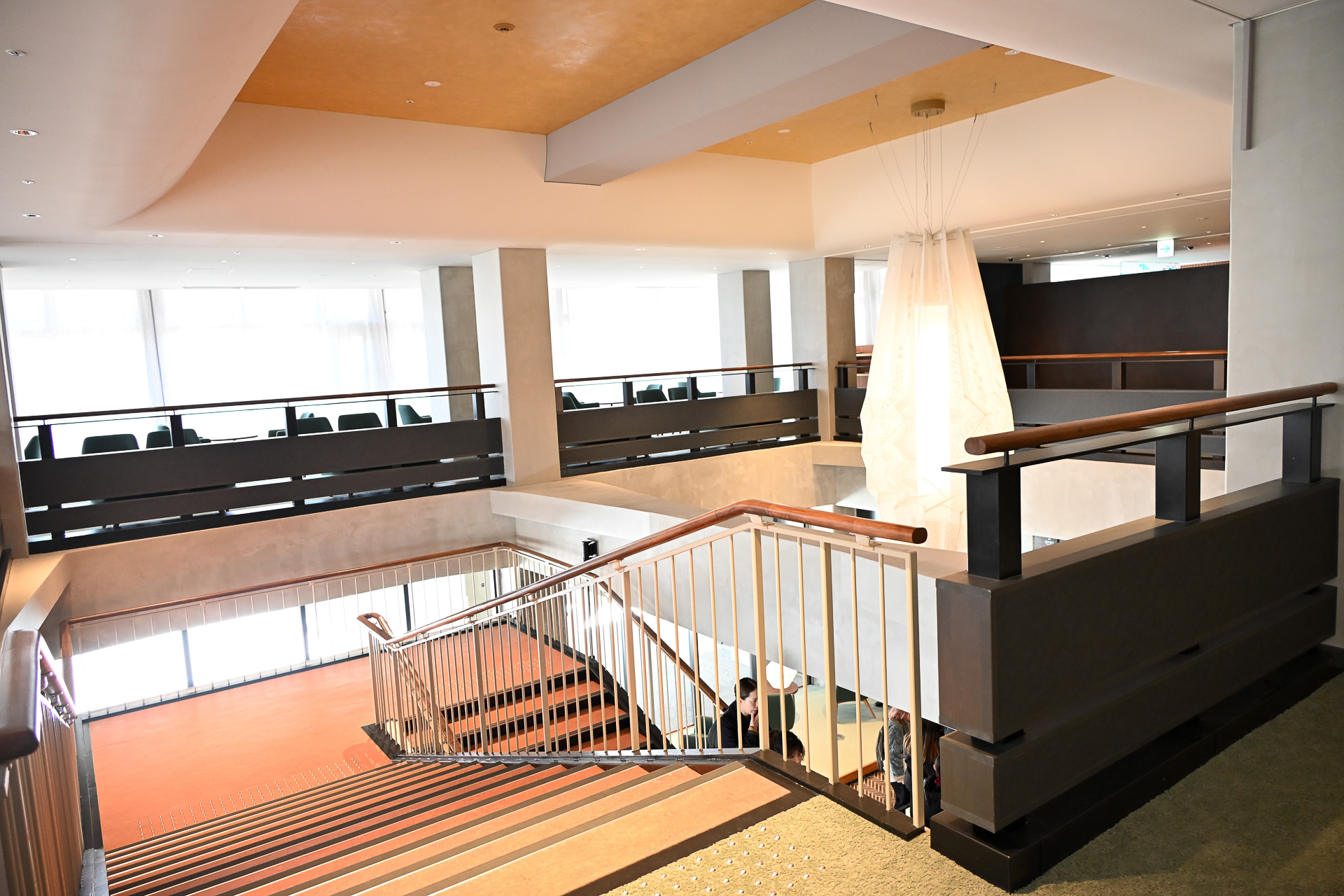 モチーフに関する説明もロビーエリアに展示されていた