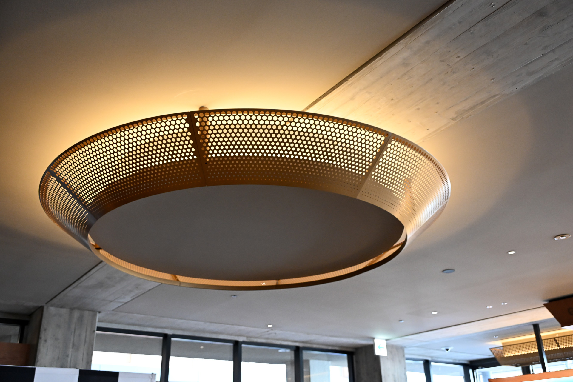 モチーフに関する説明もロビーエリアに展示されていた