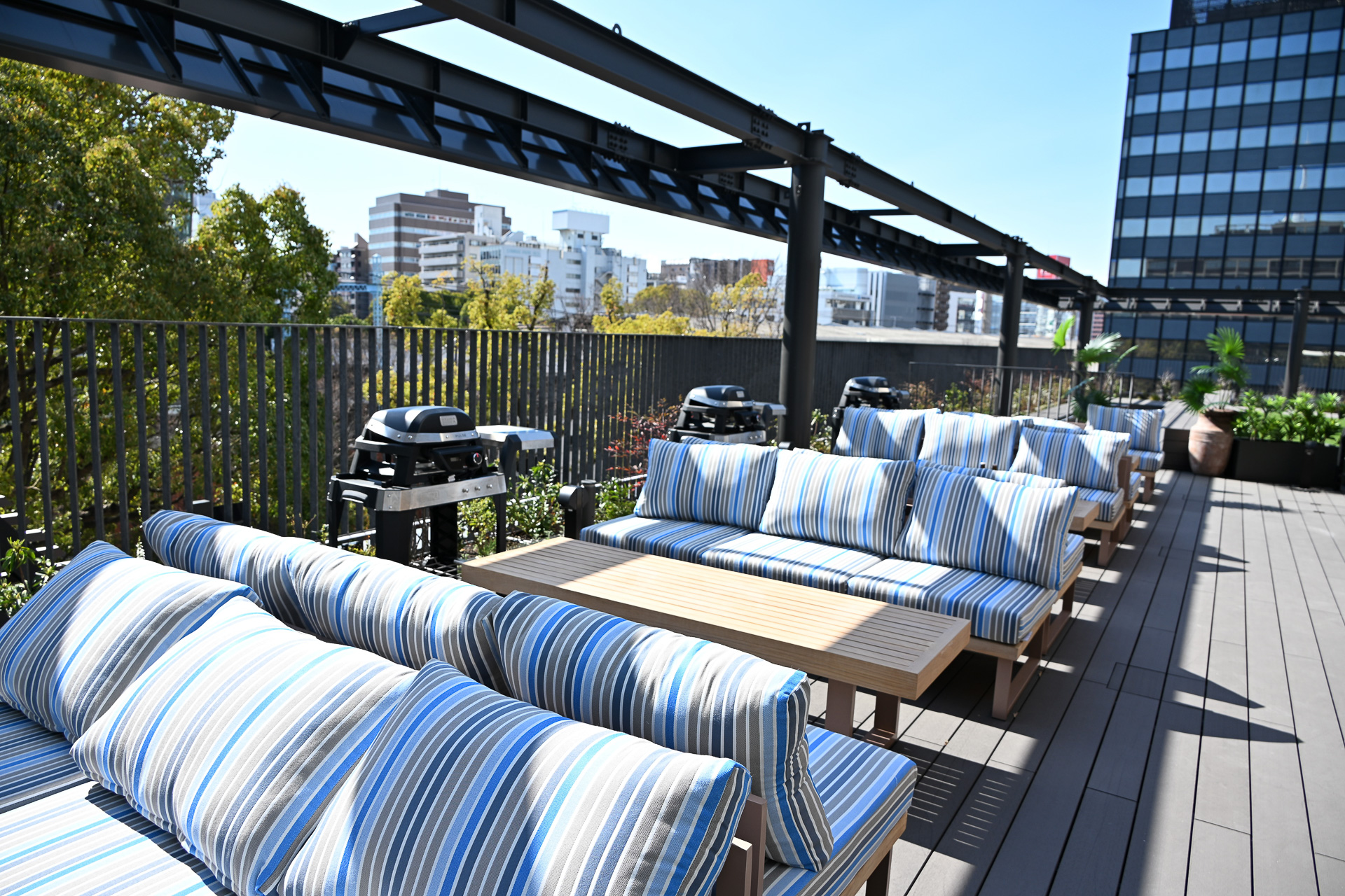 時間貸しBBQを優雅に楽しめる「THE BBQ BEACH」