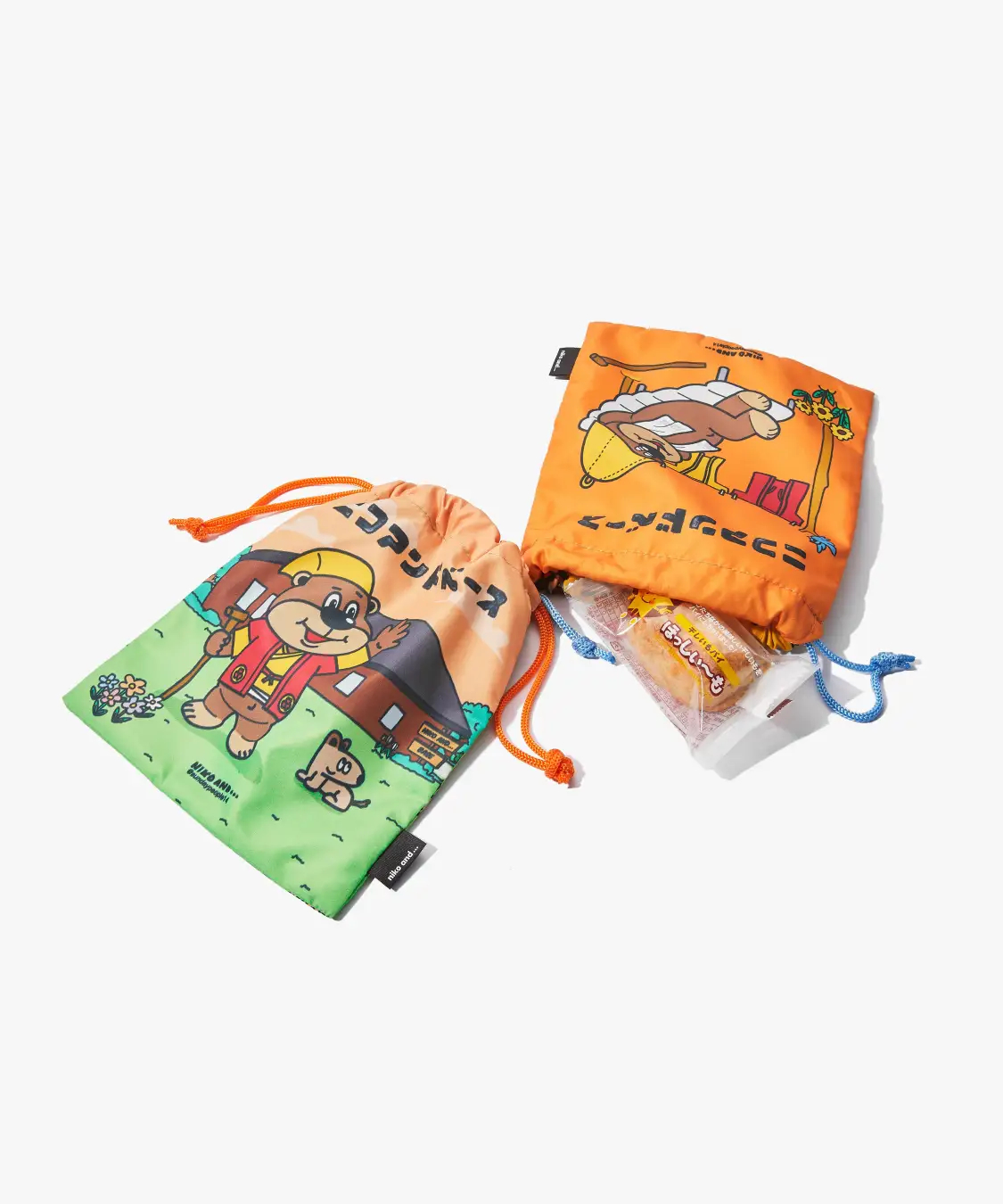 巾着（ほっしぃ～も3個入り）（全2種・各981円）