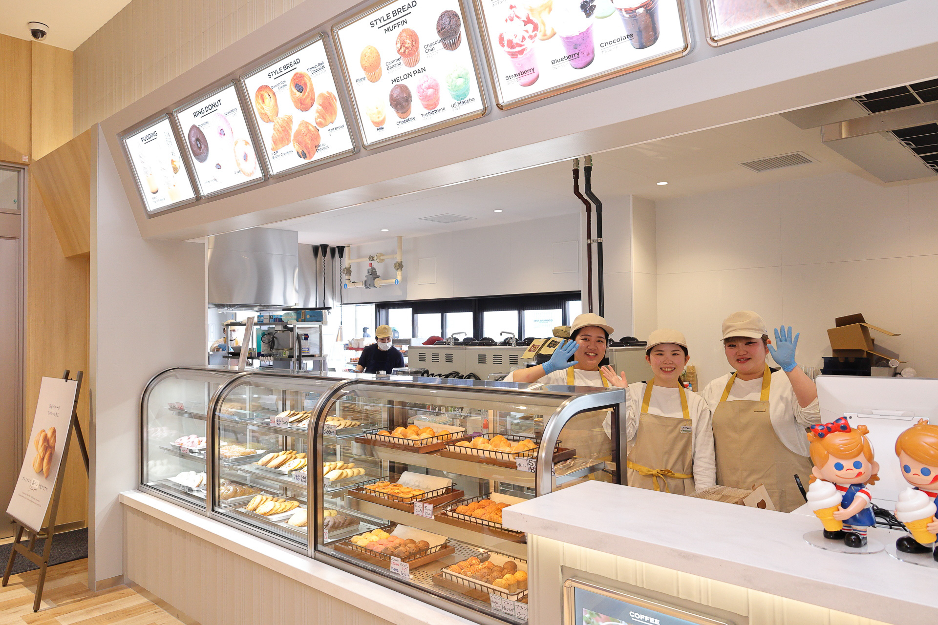 テイクアウトコーナー「旅のイロドリカフェ」