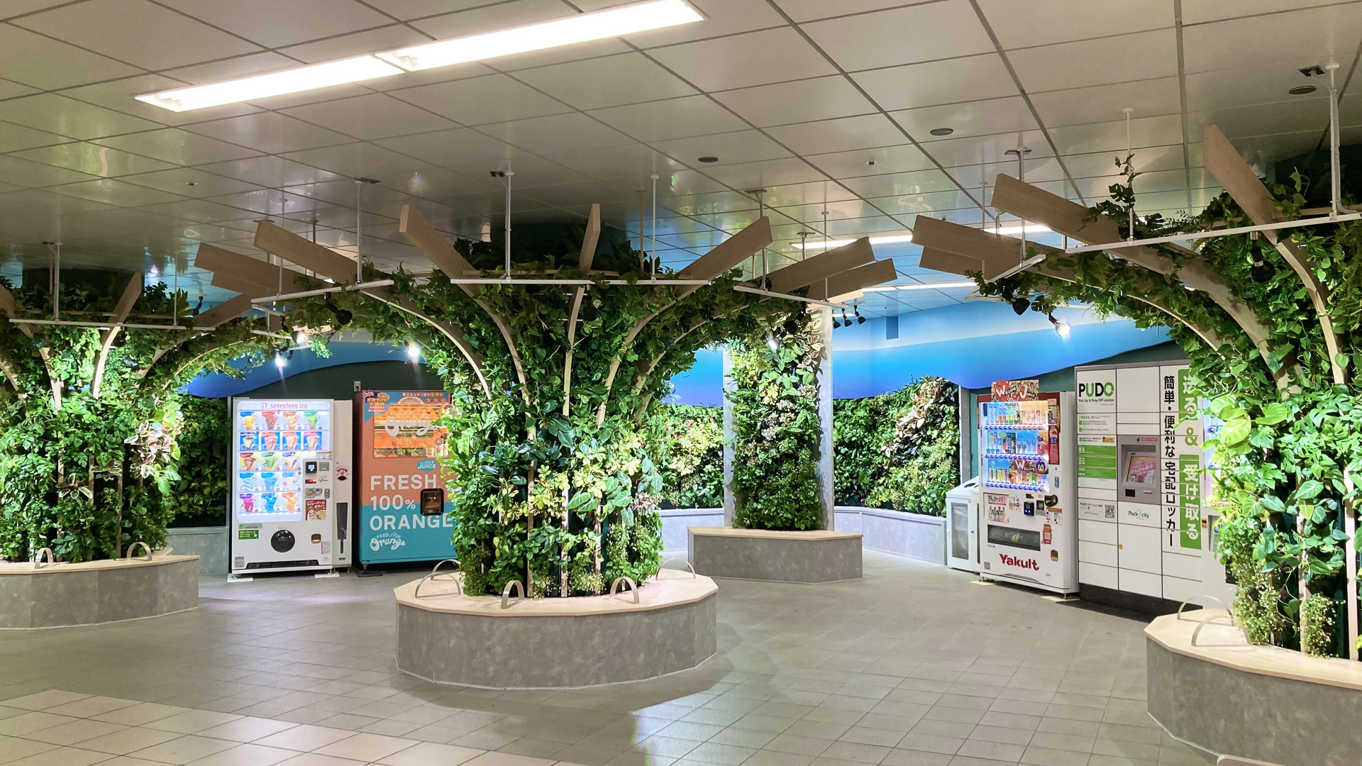 福岡空港の緑化の様子