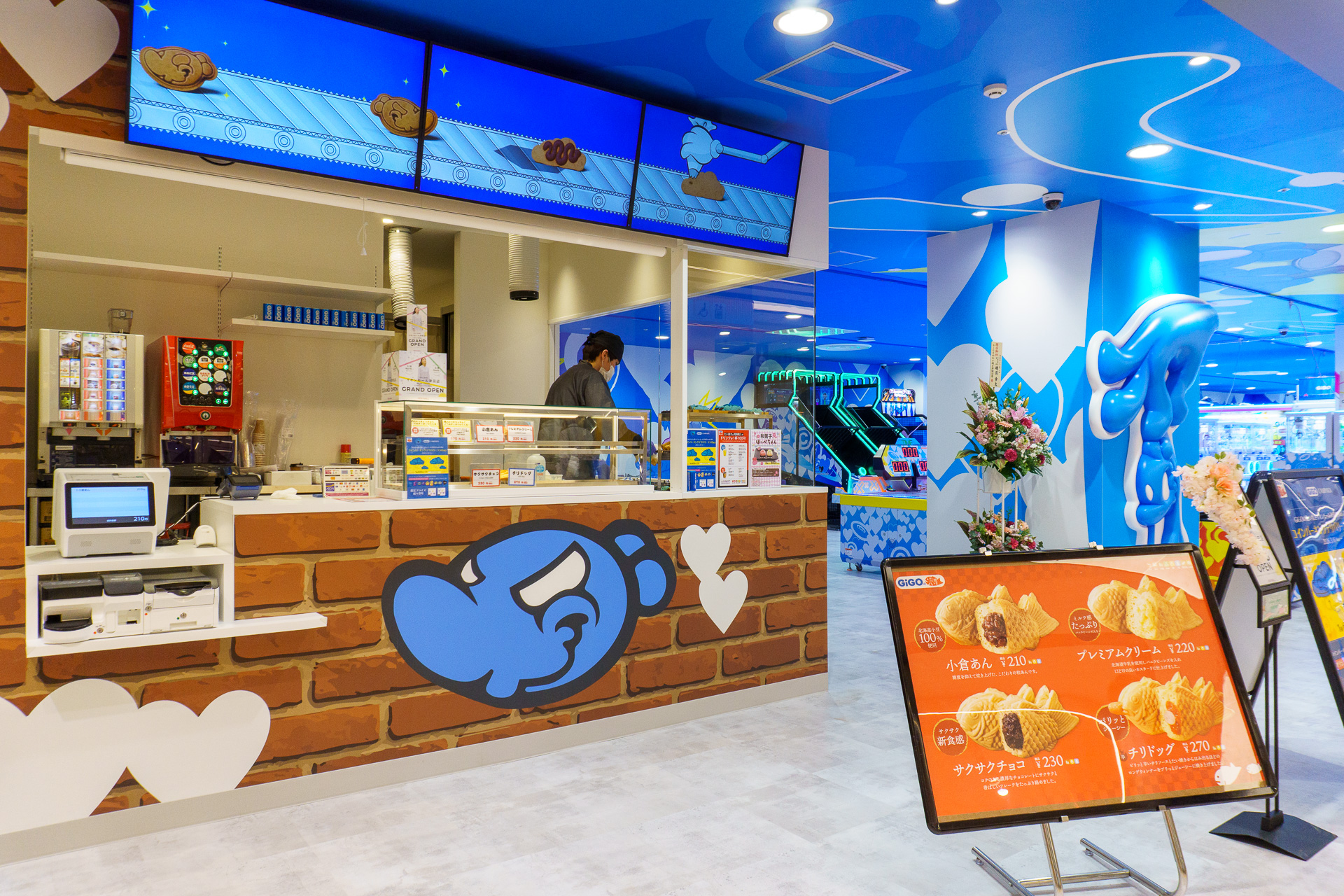 世界初のアーティストコラボGiGOが津田沼に誕生。国内11店舗目となるたい焼き屋さんも