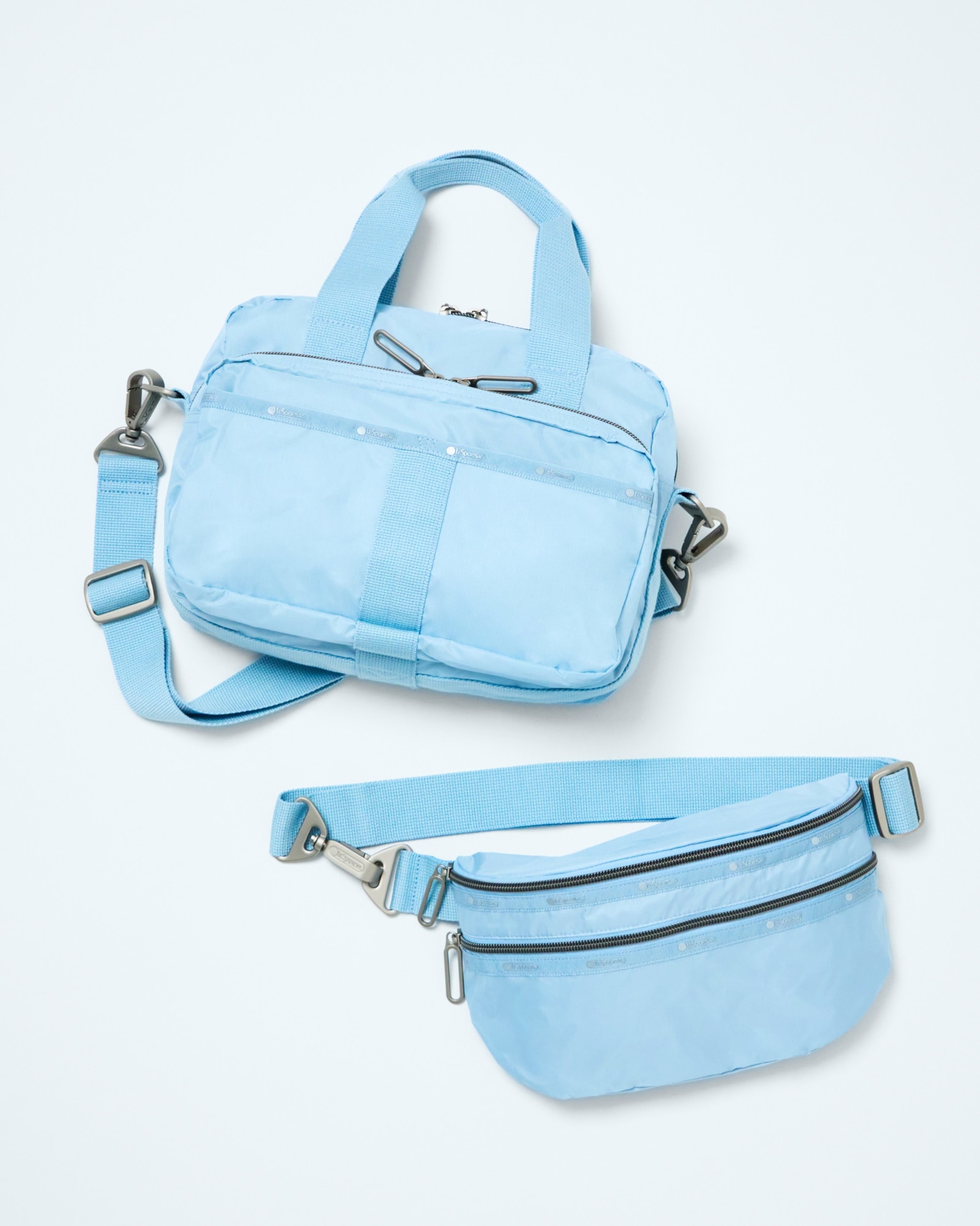 METRO CONVERTIBLE（上）、ESSENTIAL BELT BAG（下）