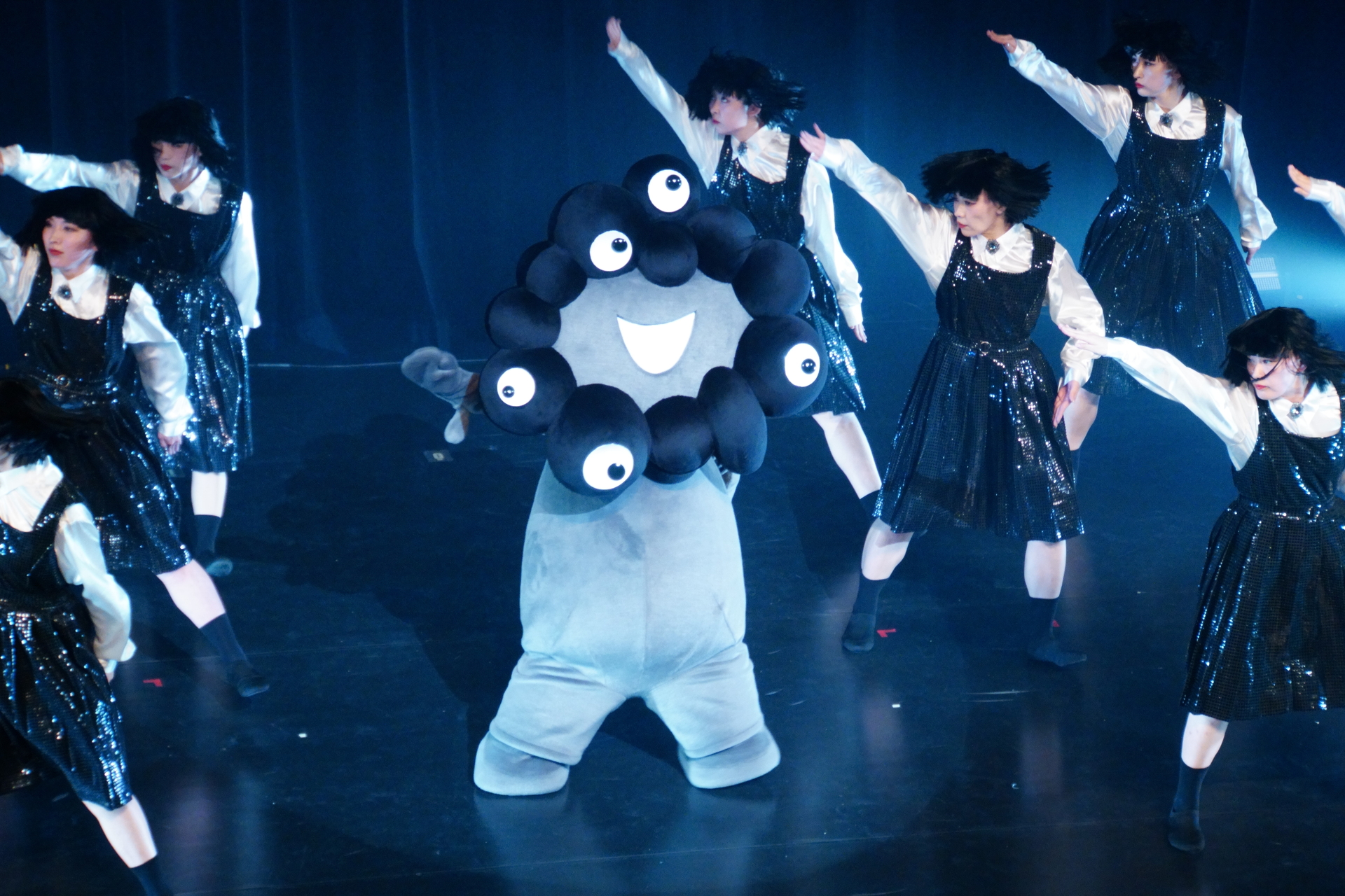 「ミャクミャク感謝祭2026」東京公演の様子をお届け