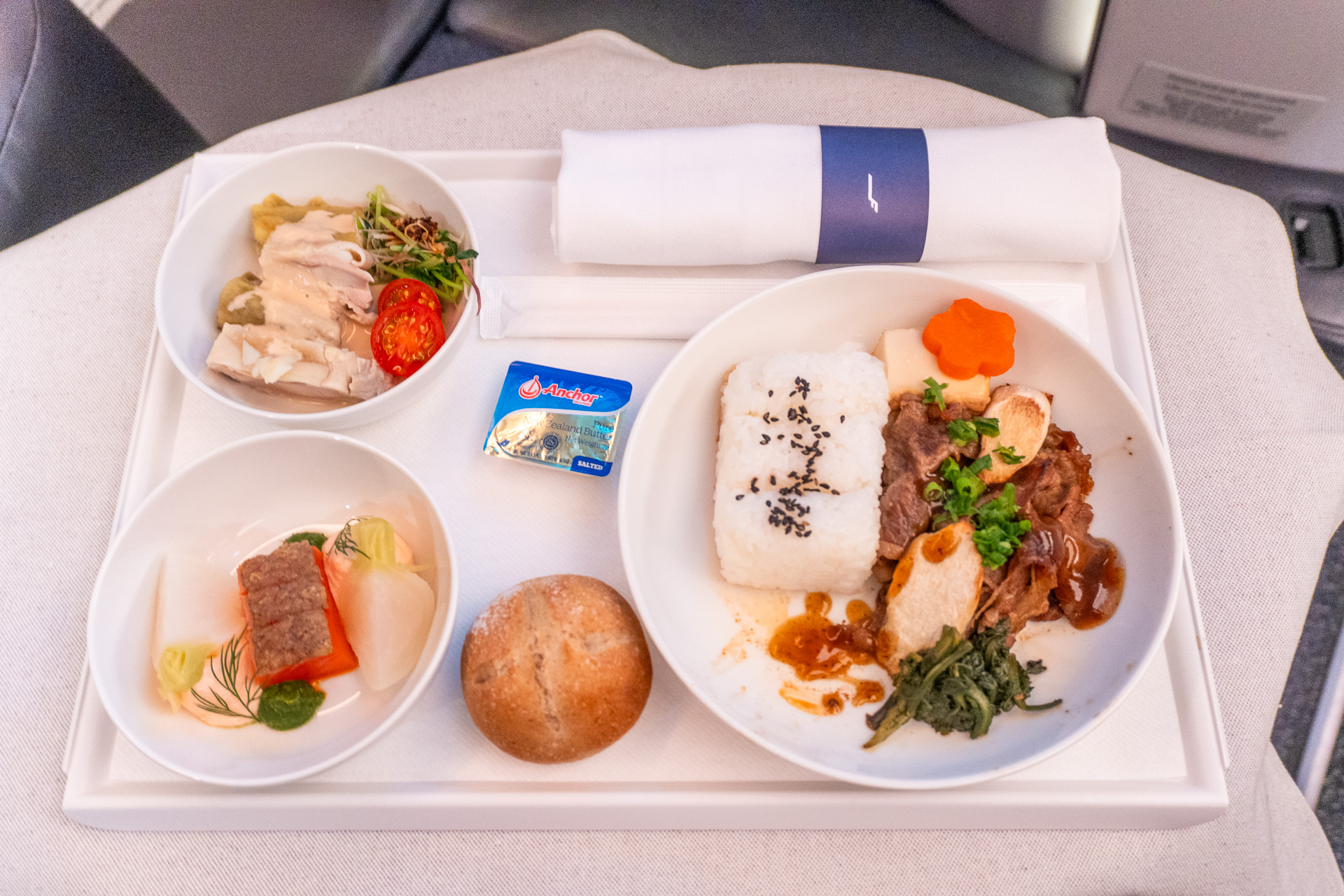 往路（羽田→ヘルシンキ）の夕食は日本食が中心