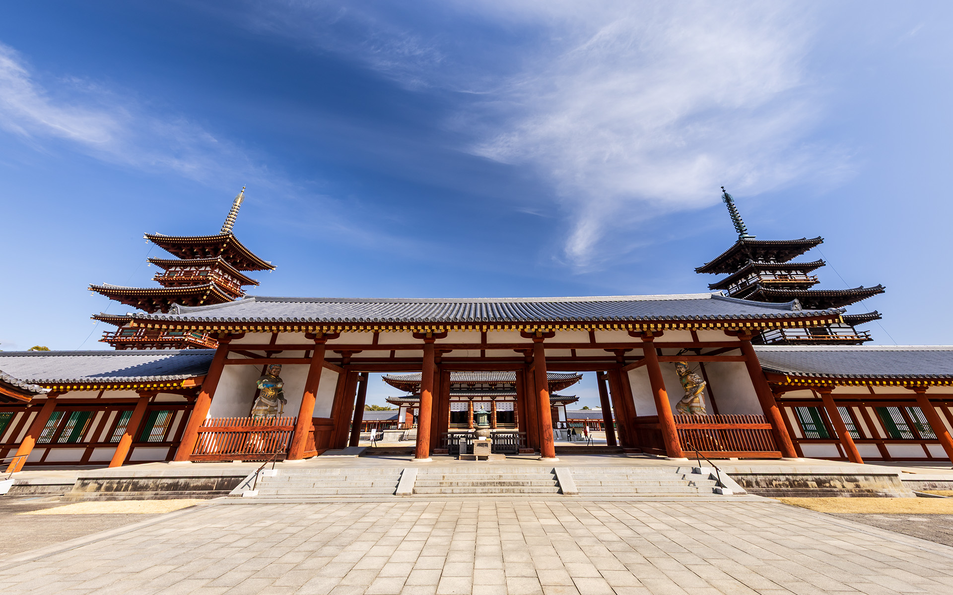 中門前からの眺め