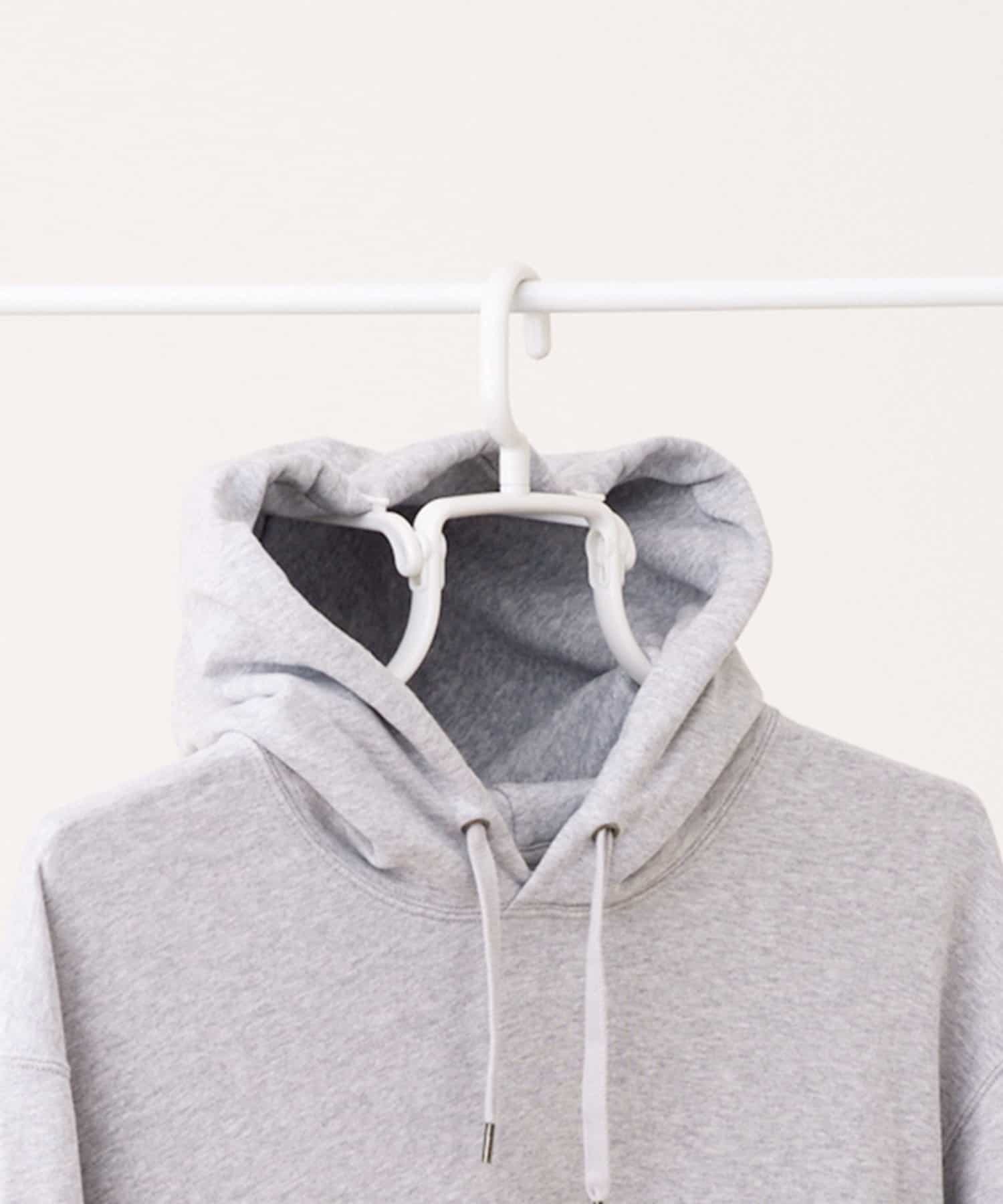 「フードが乾きやすいハンガー」（330円）