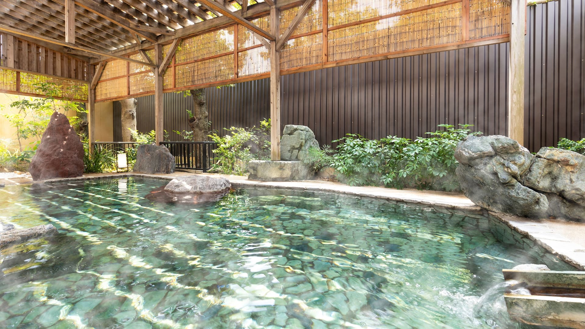 駿河亭 庭園風呂