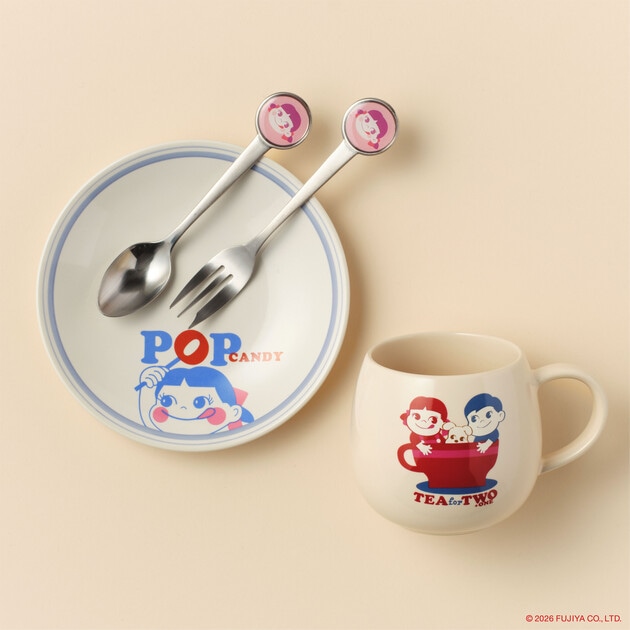 プレート（1760円）、ティースプーン（990円）、ケーキフォーク（990円）、マグカップ（1980円）