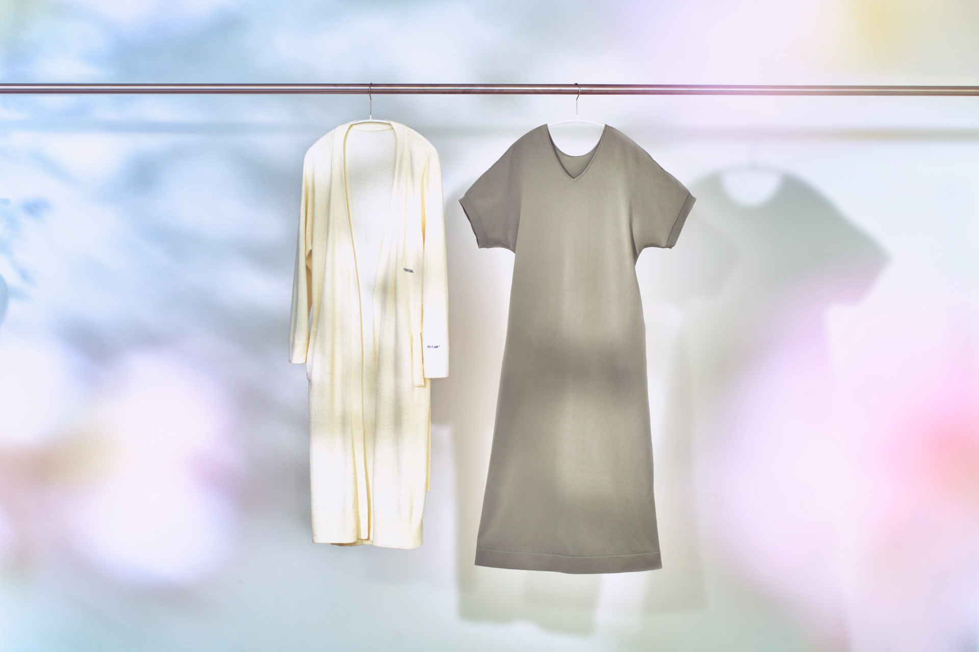 春のおうち時間を支えるルームウェアセット（半袖ワンピース、カーディガンなど）