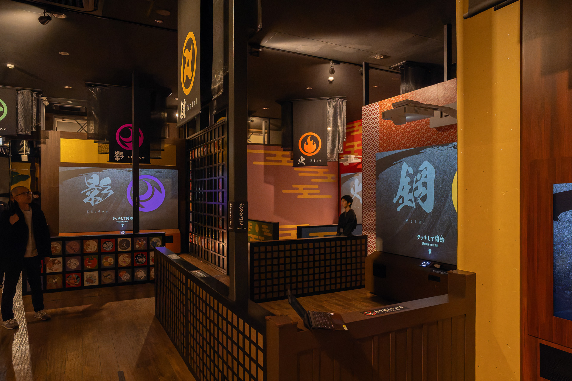 アトラクション広場の「NINJA BATTLE -太秦大決戦-」（800円）（写真提供：太秦映画村）