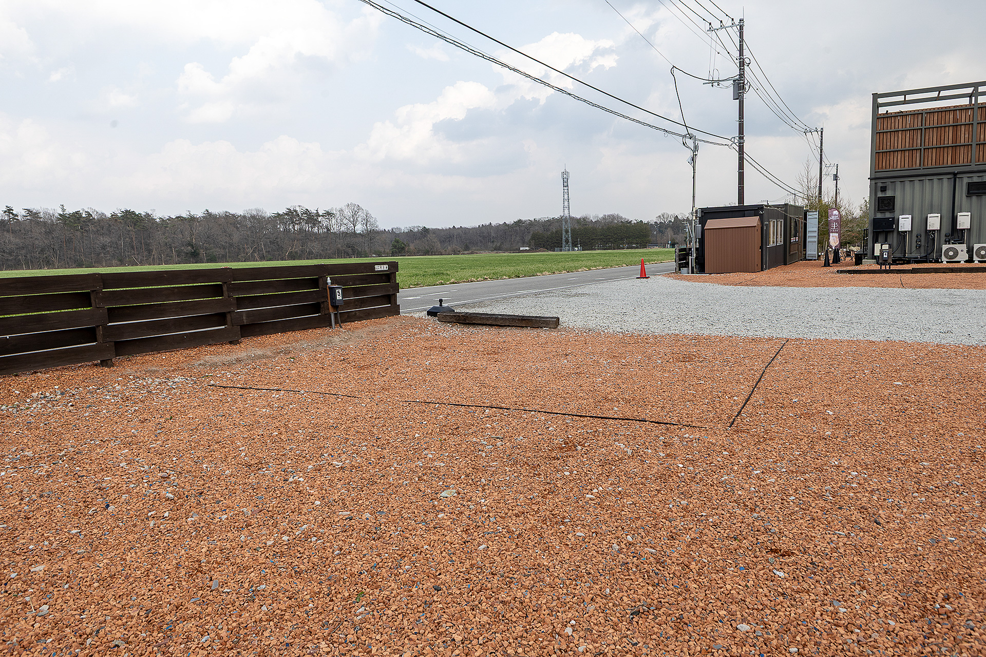 「道路側サイト」を別の角度から