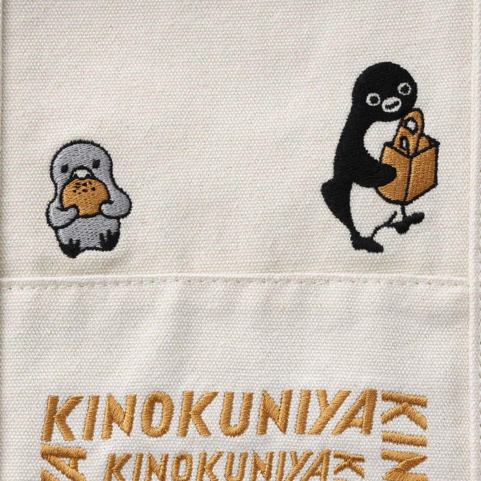 紀ノ国屋、「Suicaのペンギン」刺繍入りビッグトート。パン/いちご